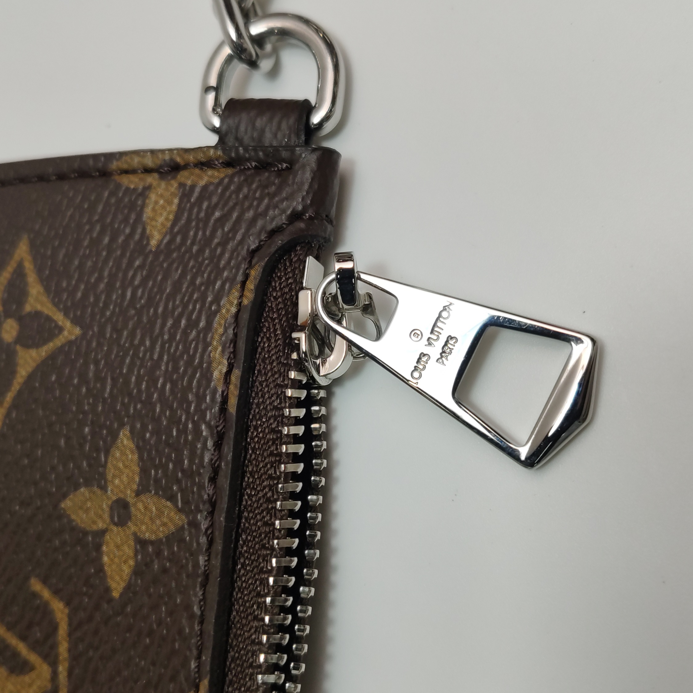 Louis Vuitton(LV) Marelle Handbag Epi Leather — photo 14 of 14