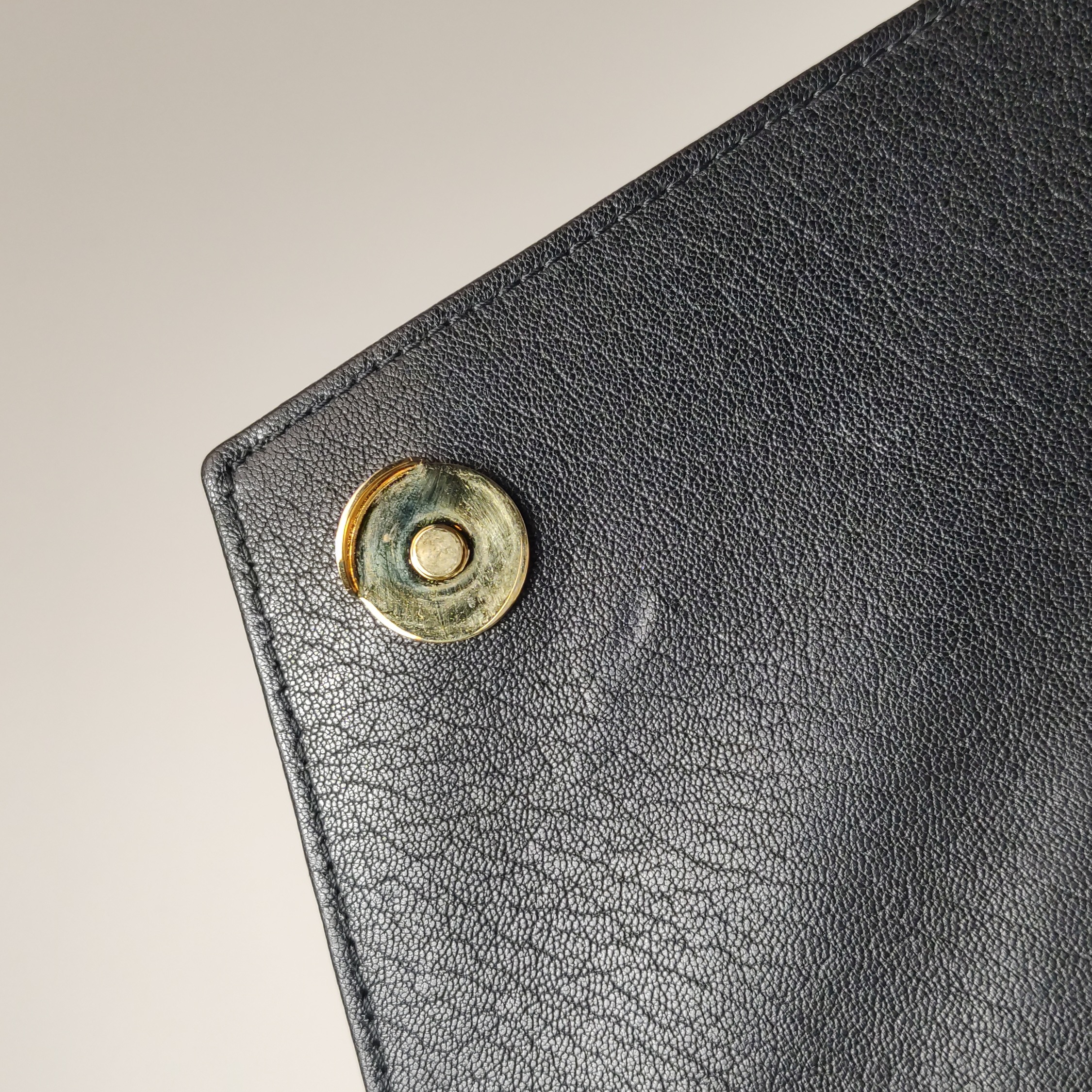 Saint Laurent(YSL) Classic Monogram College Bag Matelasse Chevron Leather Medium — photo 11 of 12
