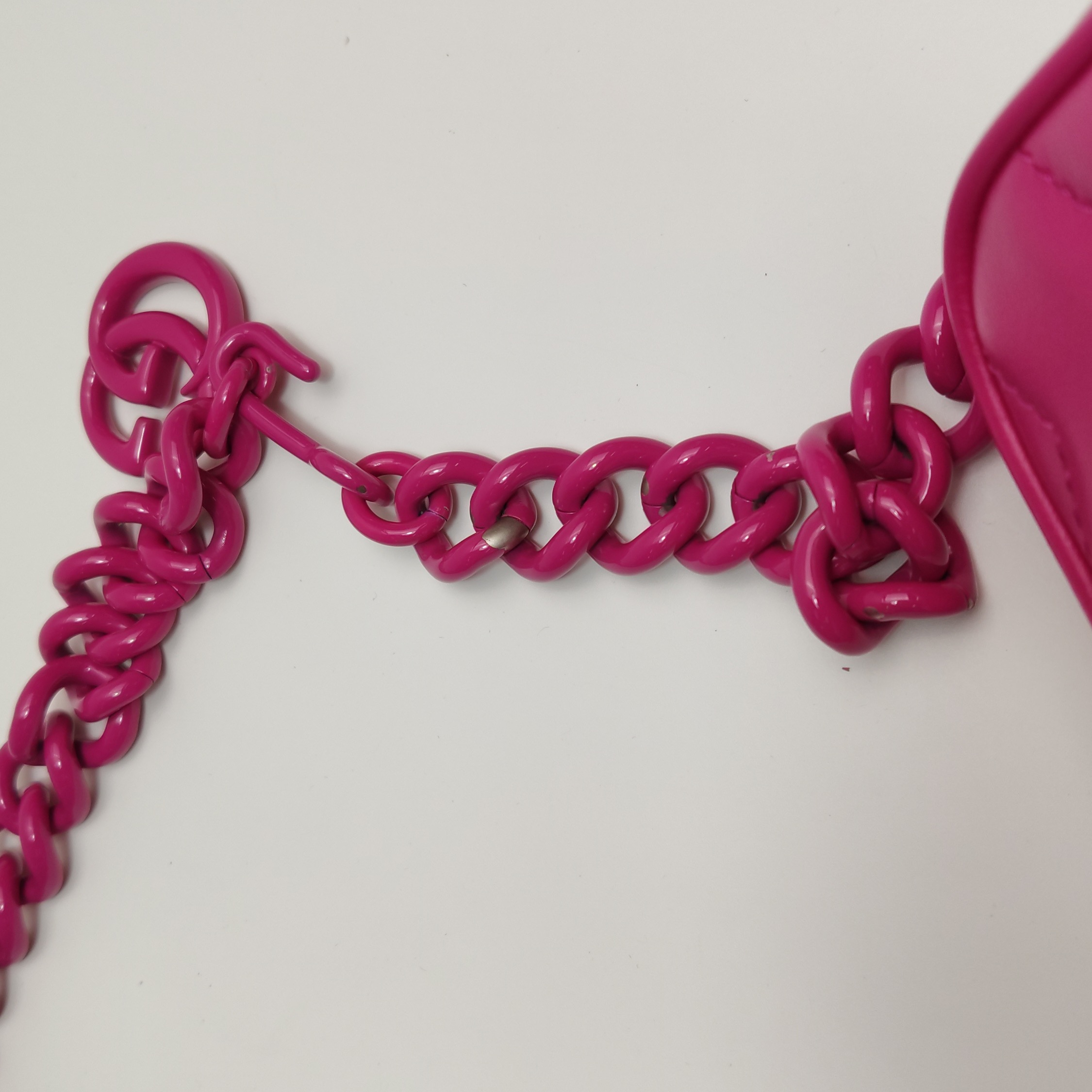 Gucci GG Marmont Flap Bag Matelasse Leather Super Rose Pink  Mini — photo 9 of 16