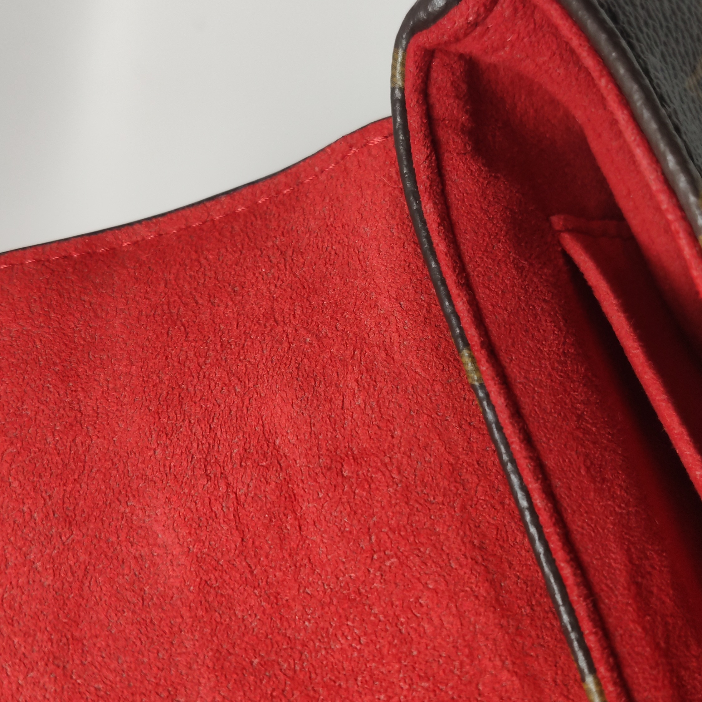 Louis Vuitton(LV) Locky Handbag Monogram Canvas with Leather BB — photo 10 of 17