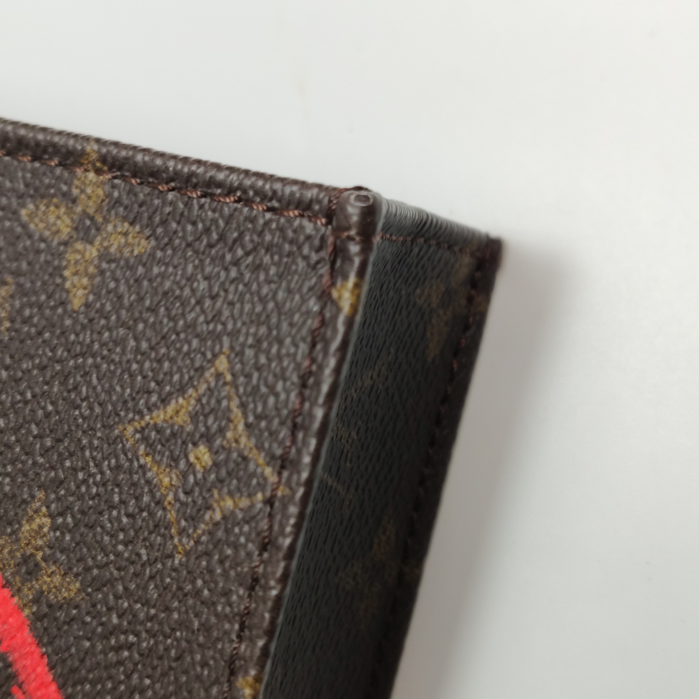 Louis Vuitton(LV) Petit Sac Plat Bag Limited Edition Fall in Love Monogram Canvas — photo 12 of 15