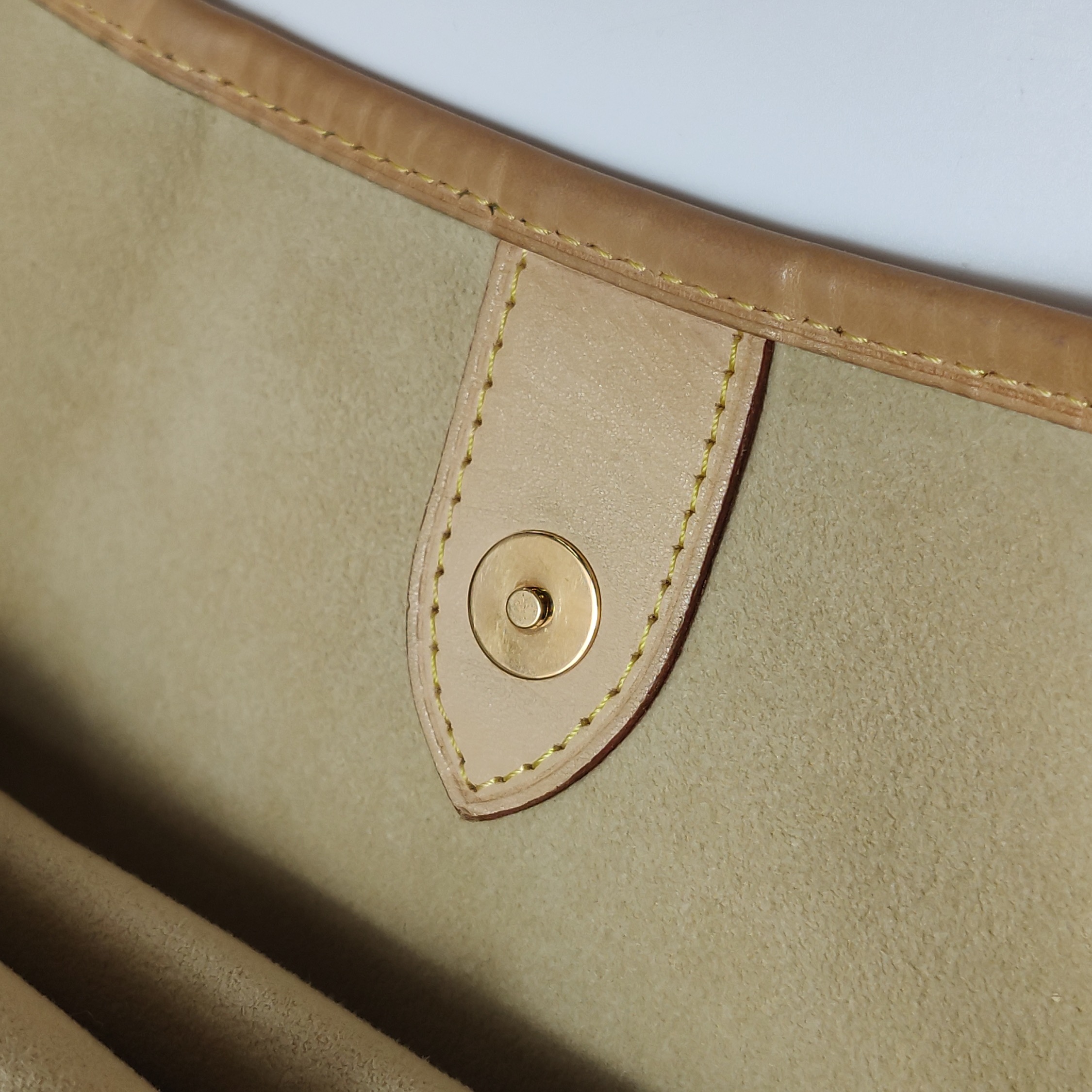 Louis Vuitton(LV) Galliera Handbag Damier PM — photo 13 of 19