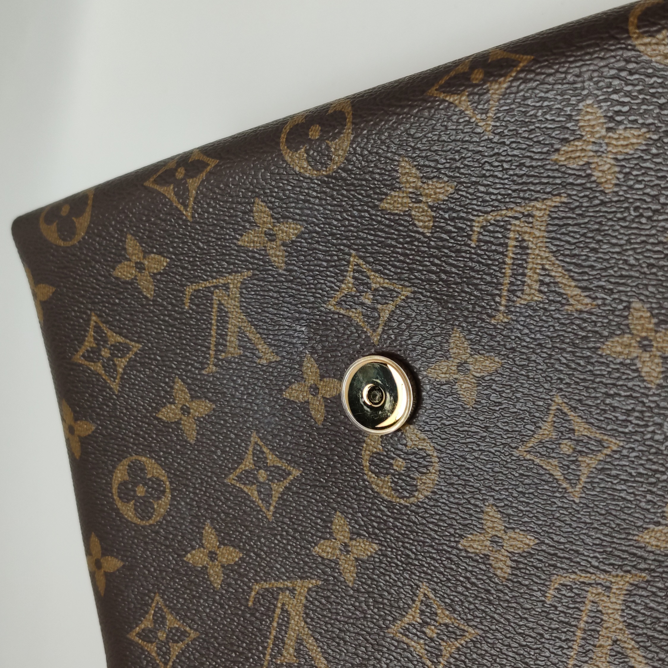 Louis Vuitton(LV) Locky Handbag Monogram Canvas with Leather BB — photo 11 of 15