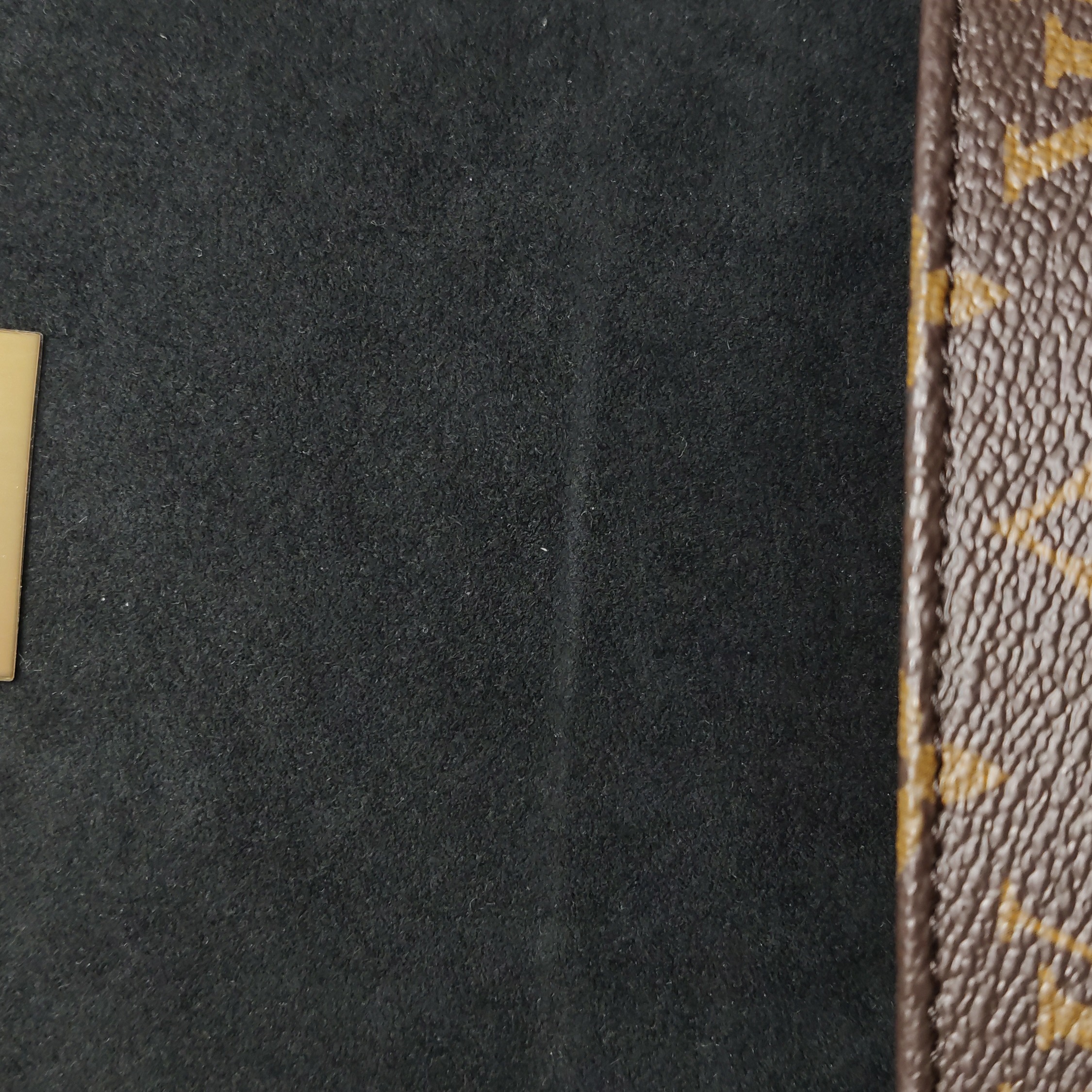 Louis Vuitton(LV) Locky Handbag Monogram Canvas with Leather BB
