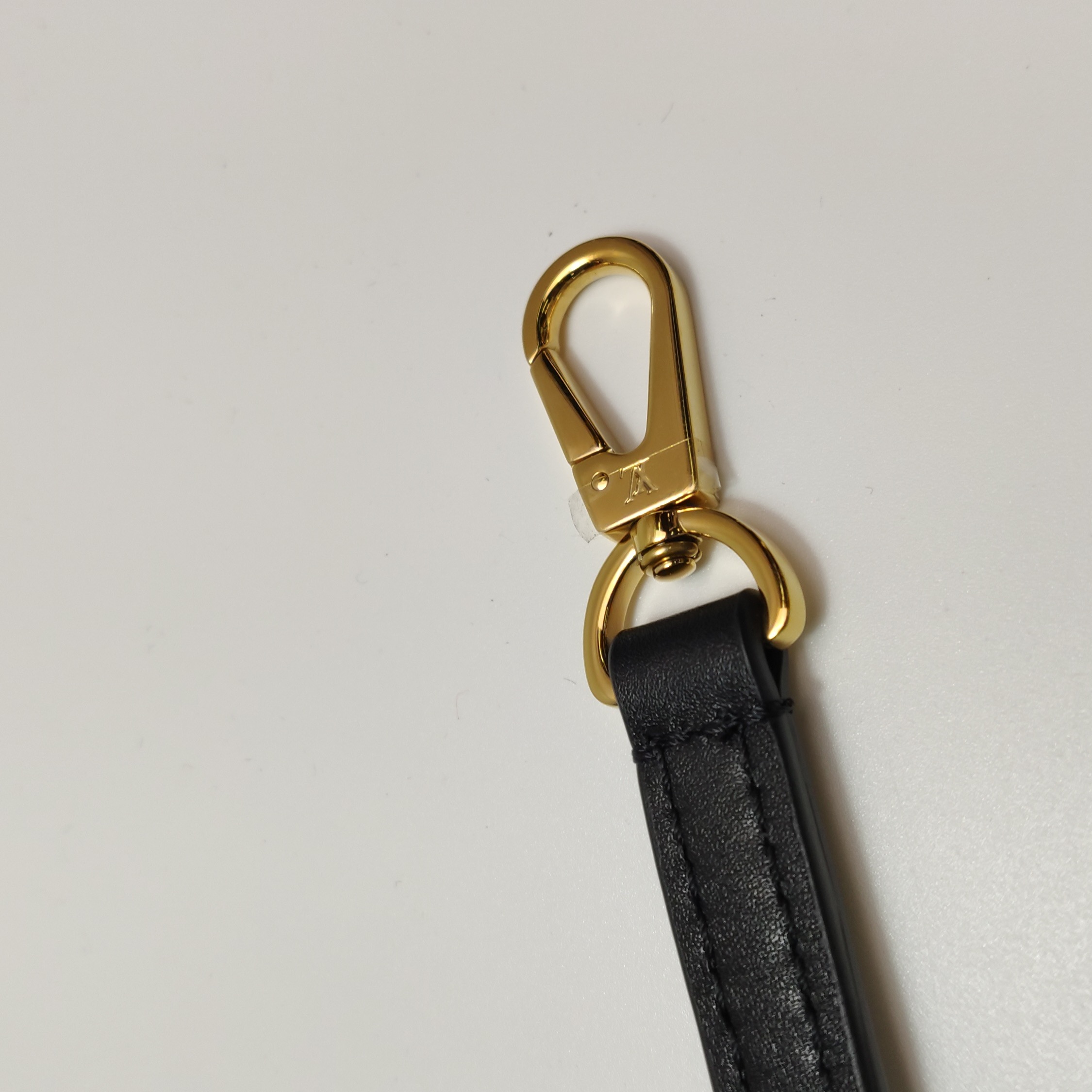 Louis Vuitton(LV) Locky Handbag Monogram Canvas with Leather BB
