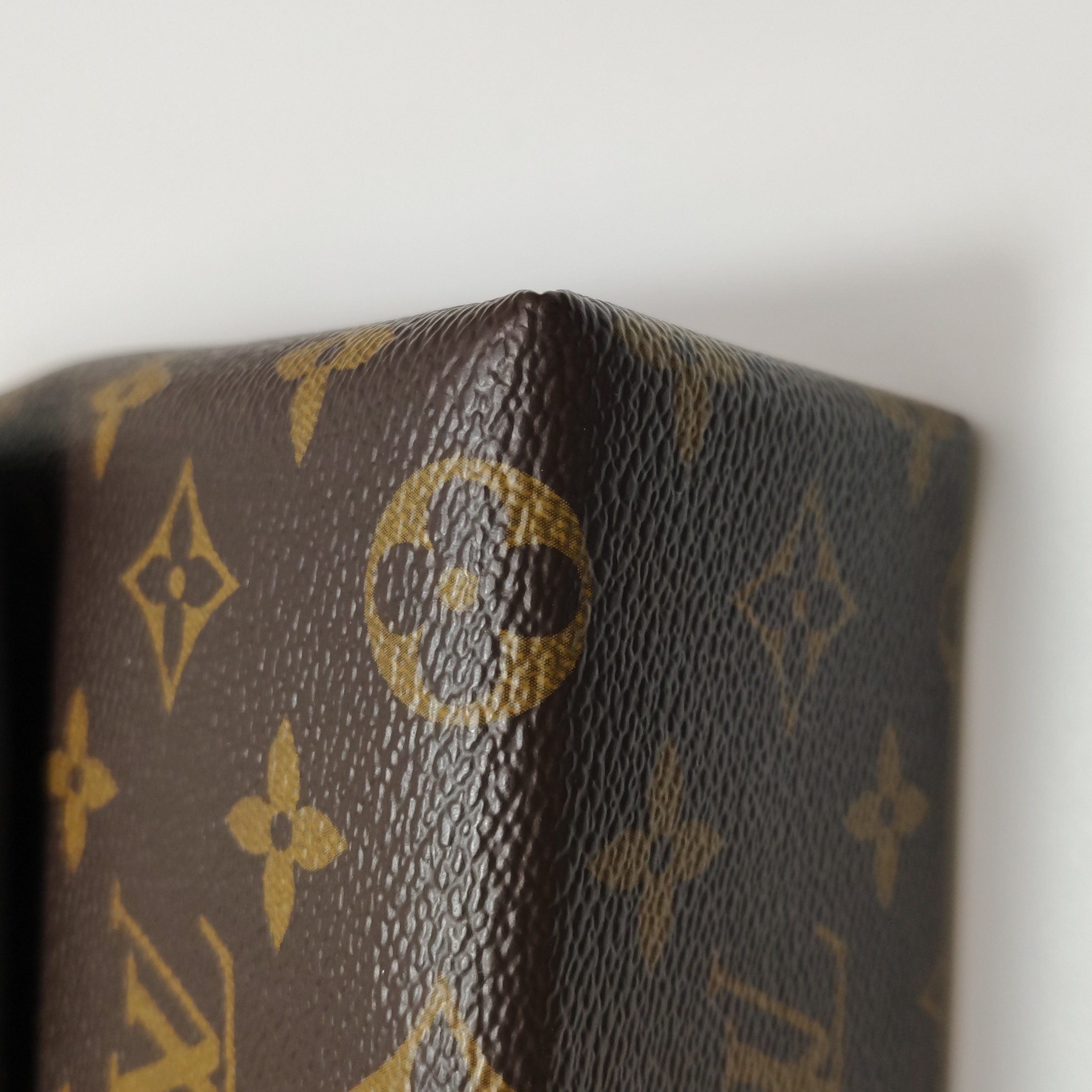 Louis Vuitton(LV) Locky Handbag Monogram Canvas with Leather BB