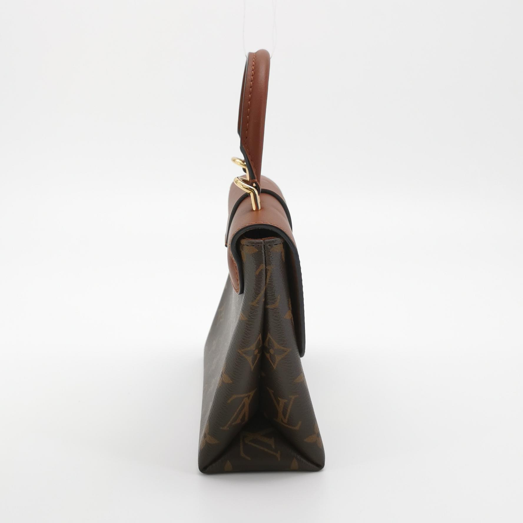 Louis Vuitton(LV) Locky Handbag Monogram Canvas with Leather BB — photo 4 of 15