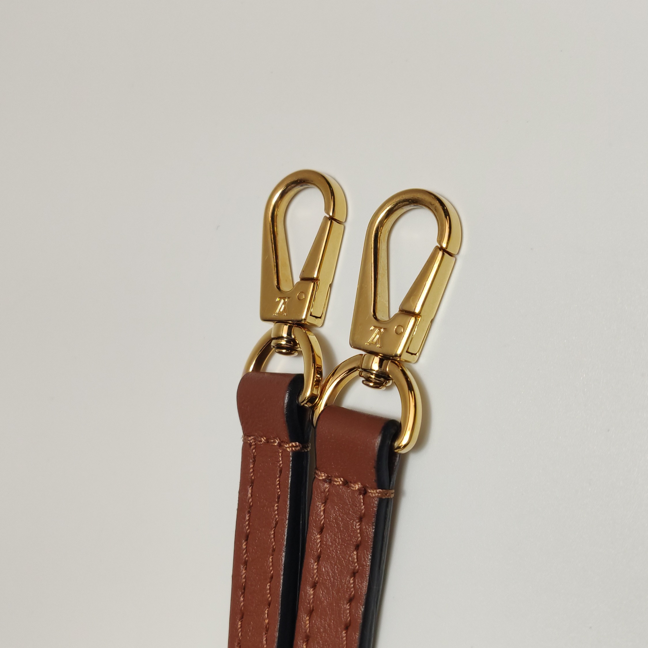 Louis Vuitton(LV) Locky Handbag Monogram Canvas with Leather BB — photo 15 of 15