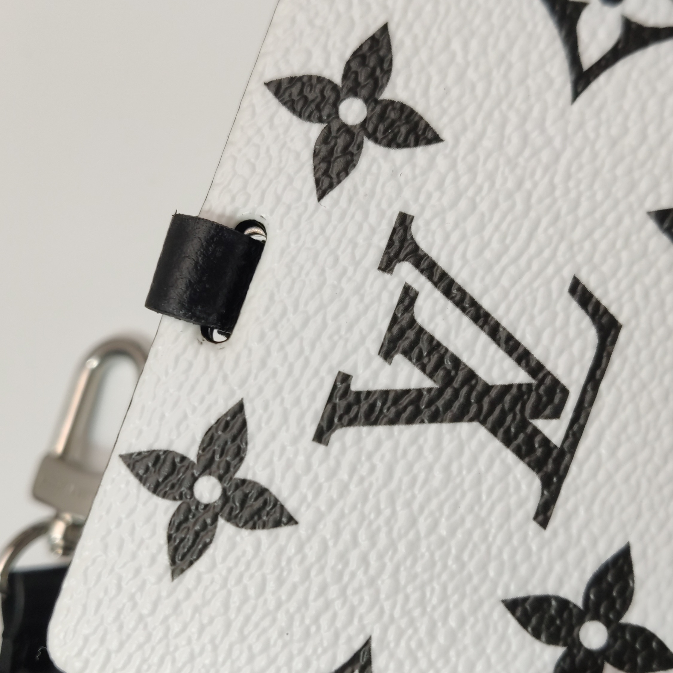 Louis Vuitton(LV) Marellini Handbag Epi Leather — photo 15 of 15