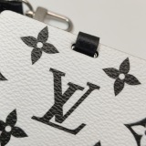 Louis Vuitton(LV) Marellini Handbag Epi Leather — thumbnail 15