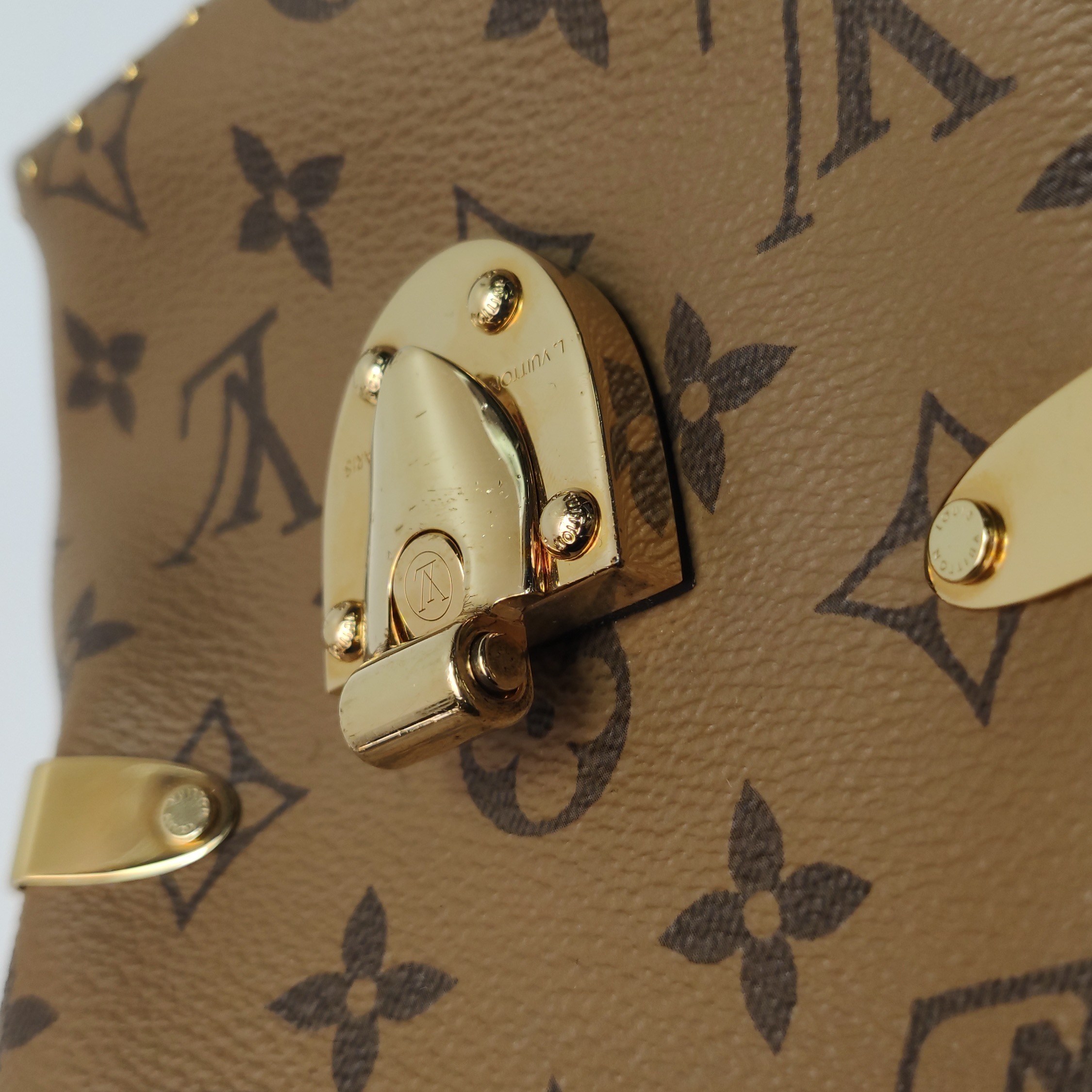 Louis Vuitton(LV) Camera Box Handbag Studded Reverse Monogram Canvas — photo 11 of 14