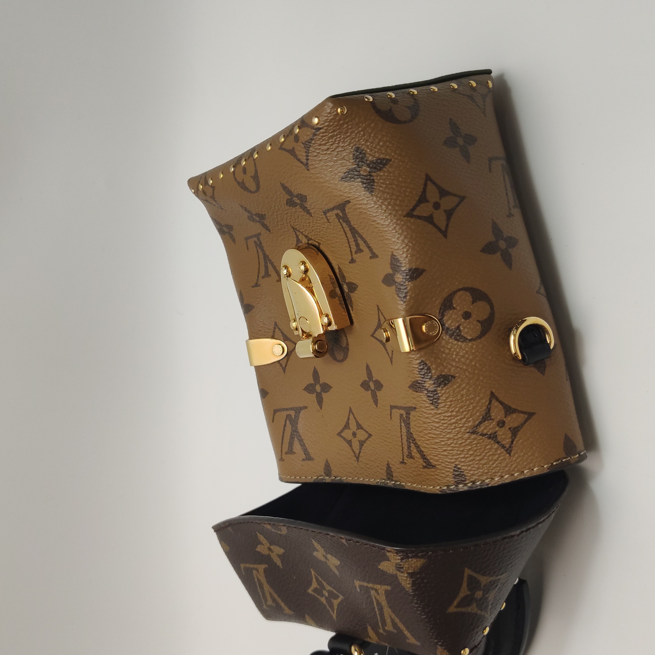 Louis Vuitton(LV) Camera Box Handbag Studded Reverse Monogram Canvas — photo 14 of 14
