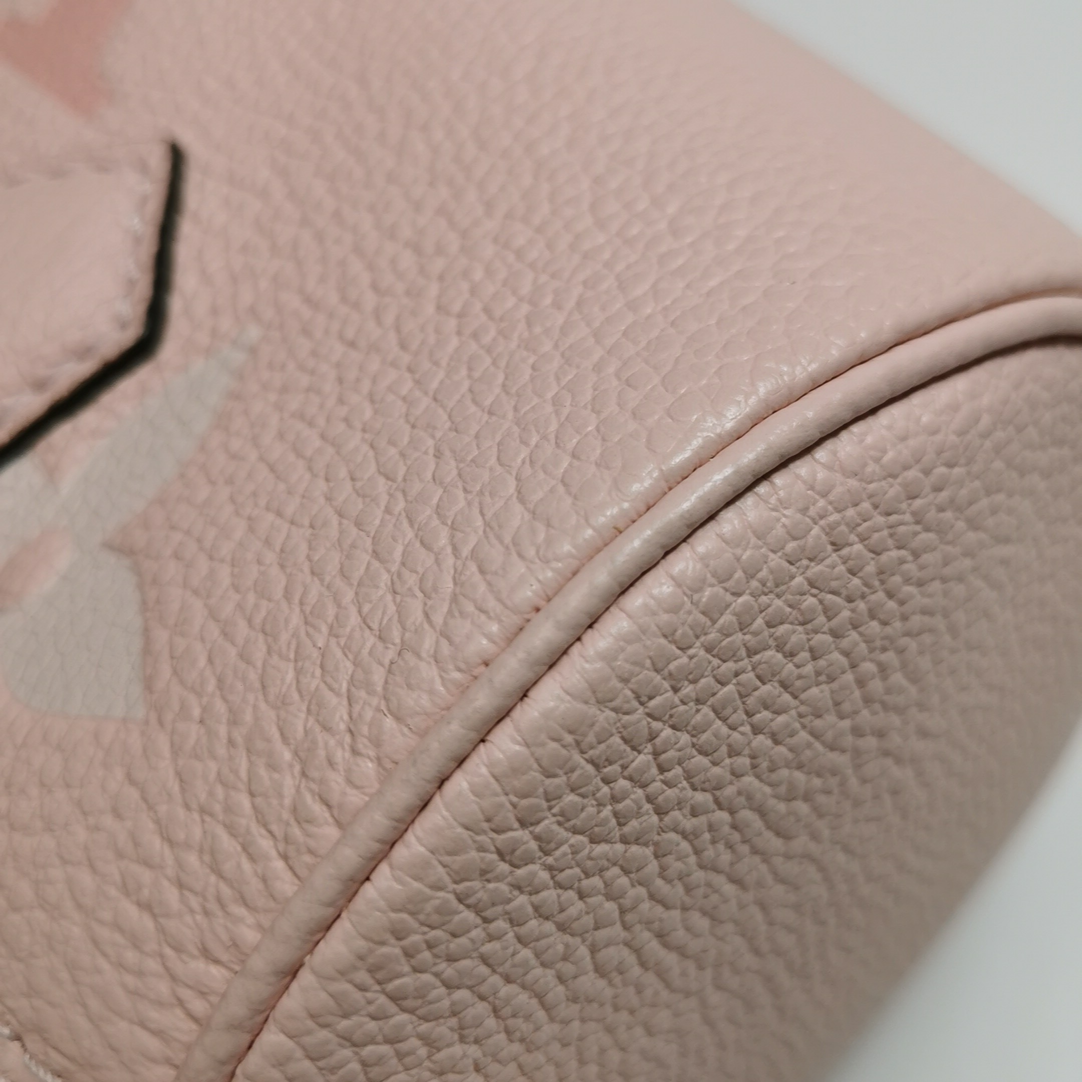 Louis Vuitton(LV) Papillon Handbag Bicolor Monogram Empreinte Giant BB — photo 10 of 14