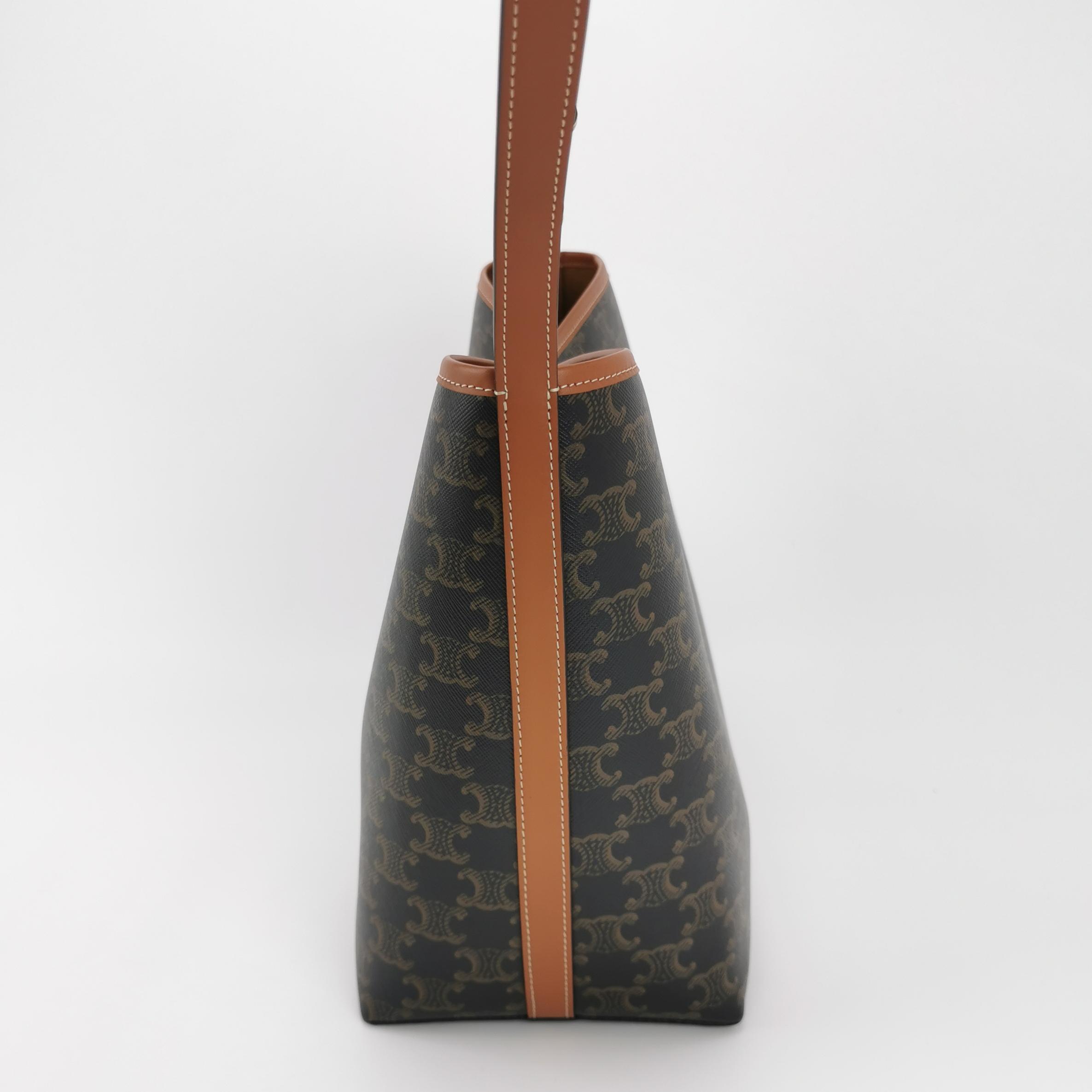 Celine Triomphe Soft Shopper Bag — photo 4 of 12