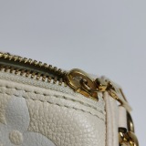 Louis Vuitton Papillon Handbag Bicolor Monogram Empreinte Giant BB — thumbnail 13