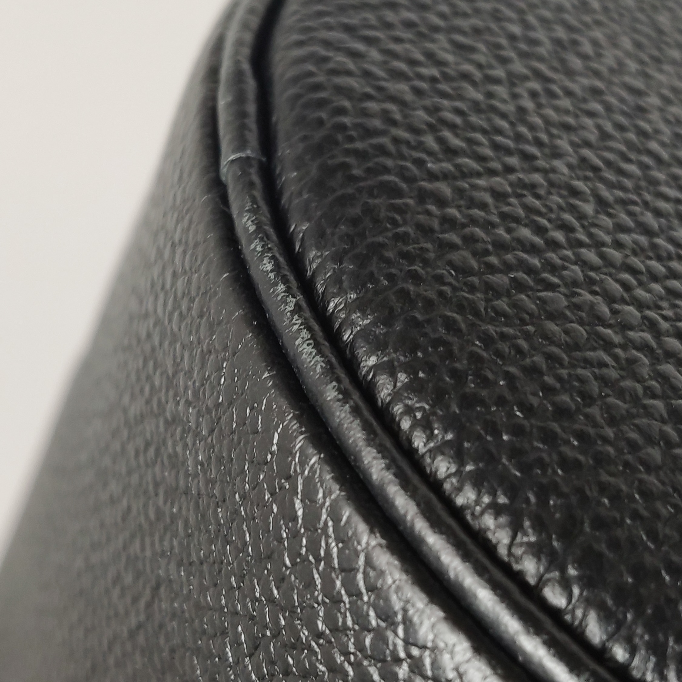 Louis Vuitton(LV) Papillon Handbag Bicolor Monogram Empreinte Giant BB — photo 11 of 16