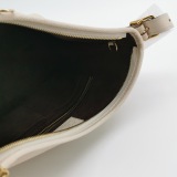Louis Vuitton(LV) CarryAll Hobo Monogram Empreinte Giant PM — thumbnail 8