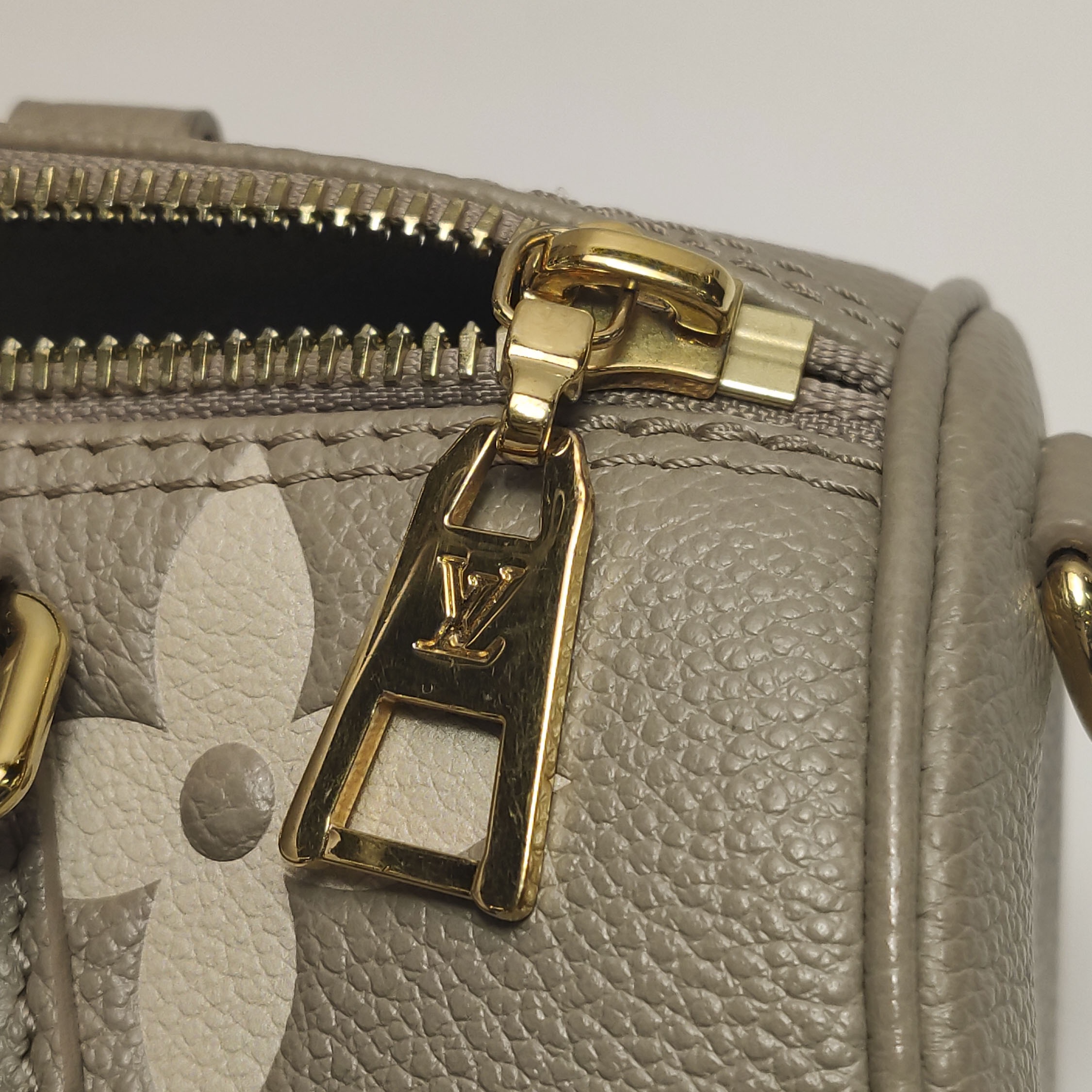 Louis Vuitton(LV) Papillon Handbag Bicolor Monogram Empreinte Giant BB