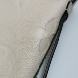 Louis Vuitton(LV) CarryAll Hobo Monogram Empreinte Giant PM — thumbnail 16