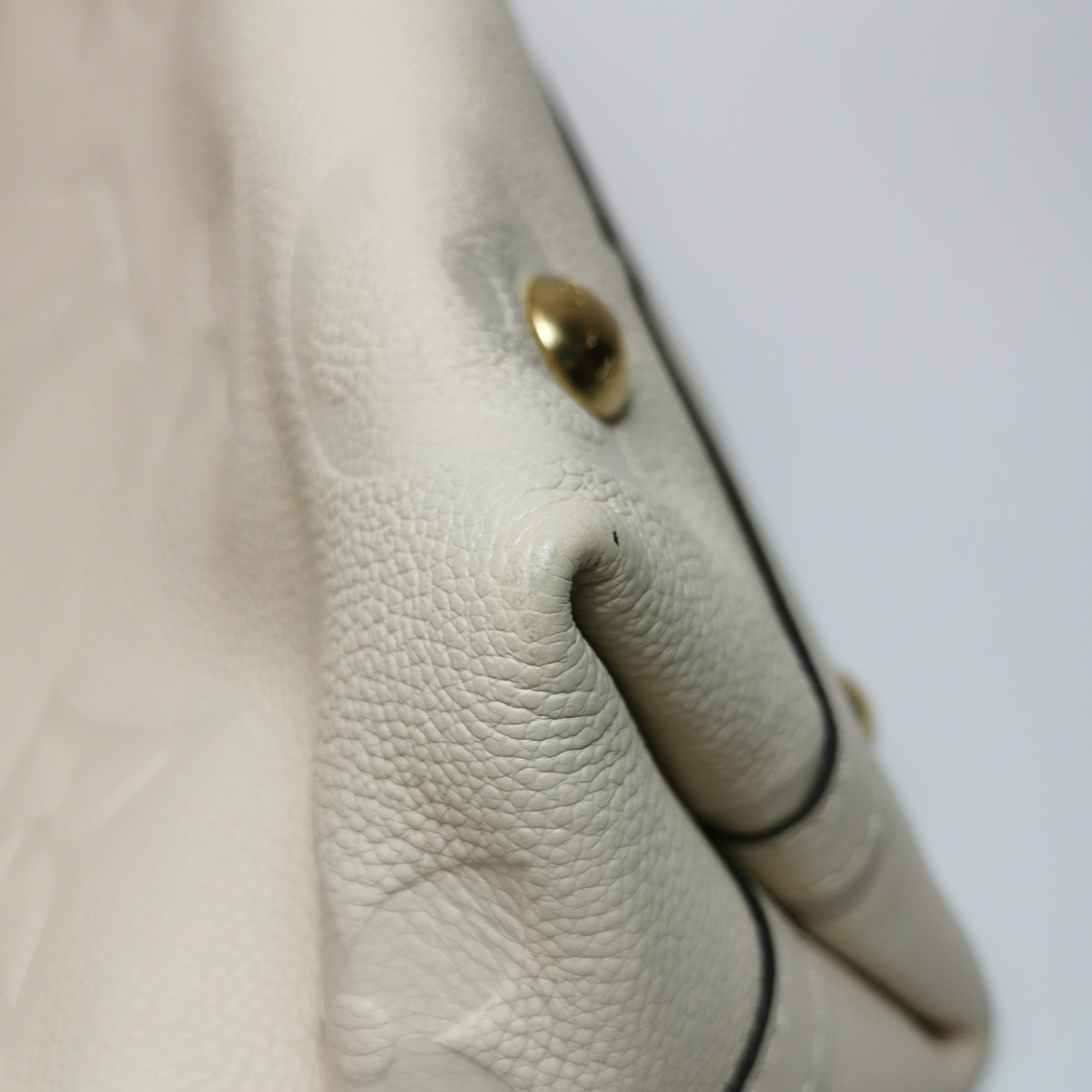 Louis Vuitton(LV) CarryAll Hobo Monogram Empreinte Giant PM — photo 18 of 24