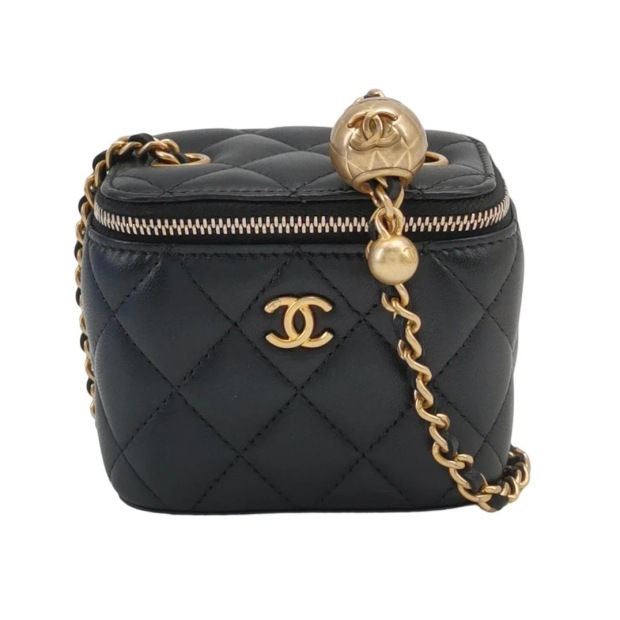 Chanel Pearl Crush Vanity Case with Chain Quilted Lambskin Mini — pre-owned, Vierlot