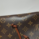 Louis Vuitton(LV) NeoNoe Handbag Monogram Canvas with Leather MM — thumbnail 13