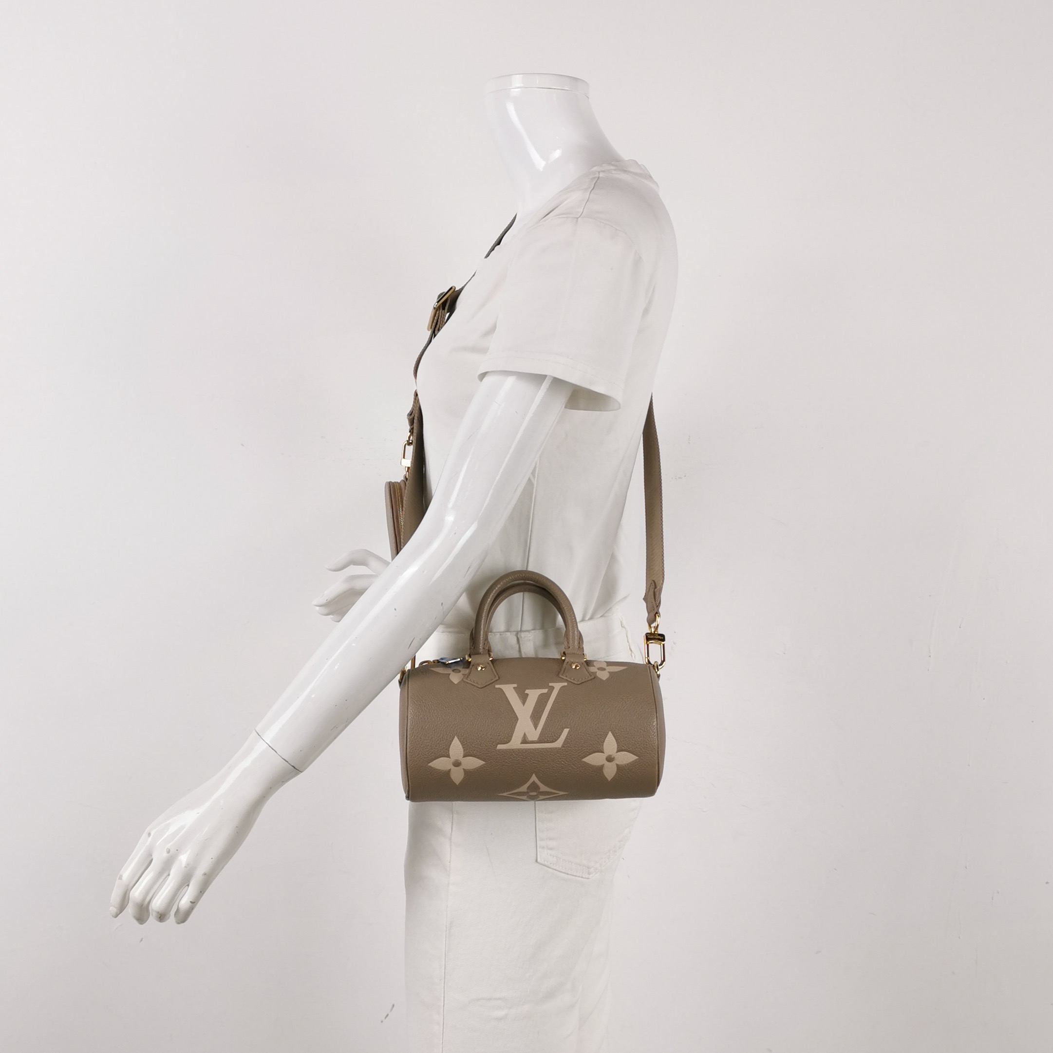 Louis Vuitton(LV) Papillon Handbag Bicolor Monogram Empreinte Giant BB — alternate view