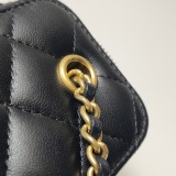 Chanel Pearl Crush Vanity Case with Chain Quilted Lambskin Mini — thumbnail 16
