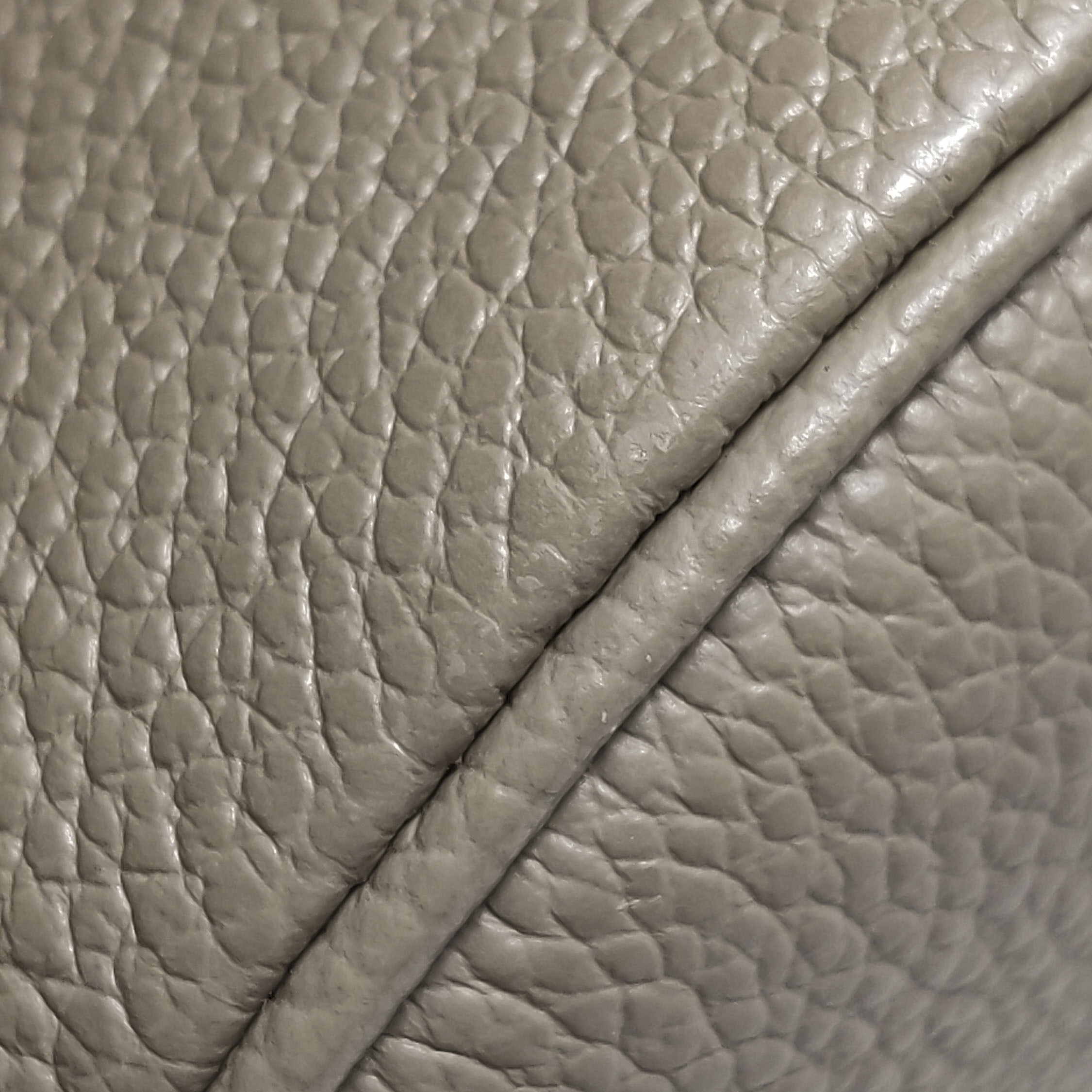 Louis Vuitton(LV) Papillon Handbag Bicolor Monogram Empreinte Giant BB — photo 13 of 13