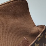 Louis Vuitton(LV) Ivy Wallet on Chain Monogram Canvas — thumbnail 17