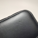 Chanel Pearl Crush Vanity Case with Chain Quilted Lambskin Mini — thumbnail 18