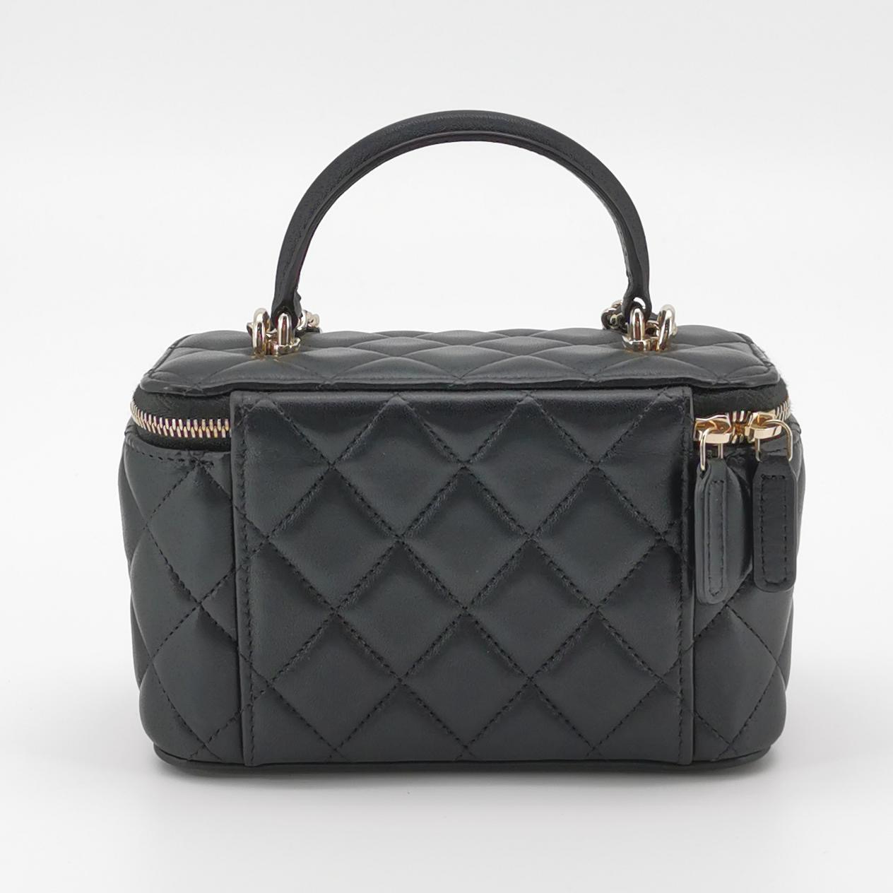 Chanel Classic Top Handle Vanity Case with Chain Quilted Lambskin Small — photo 5 of 14