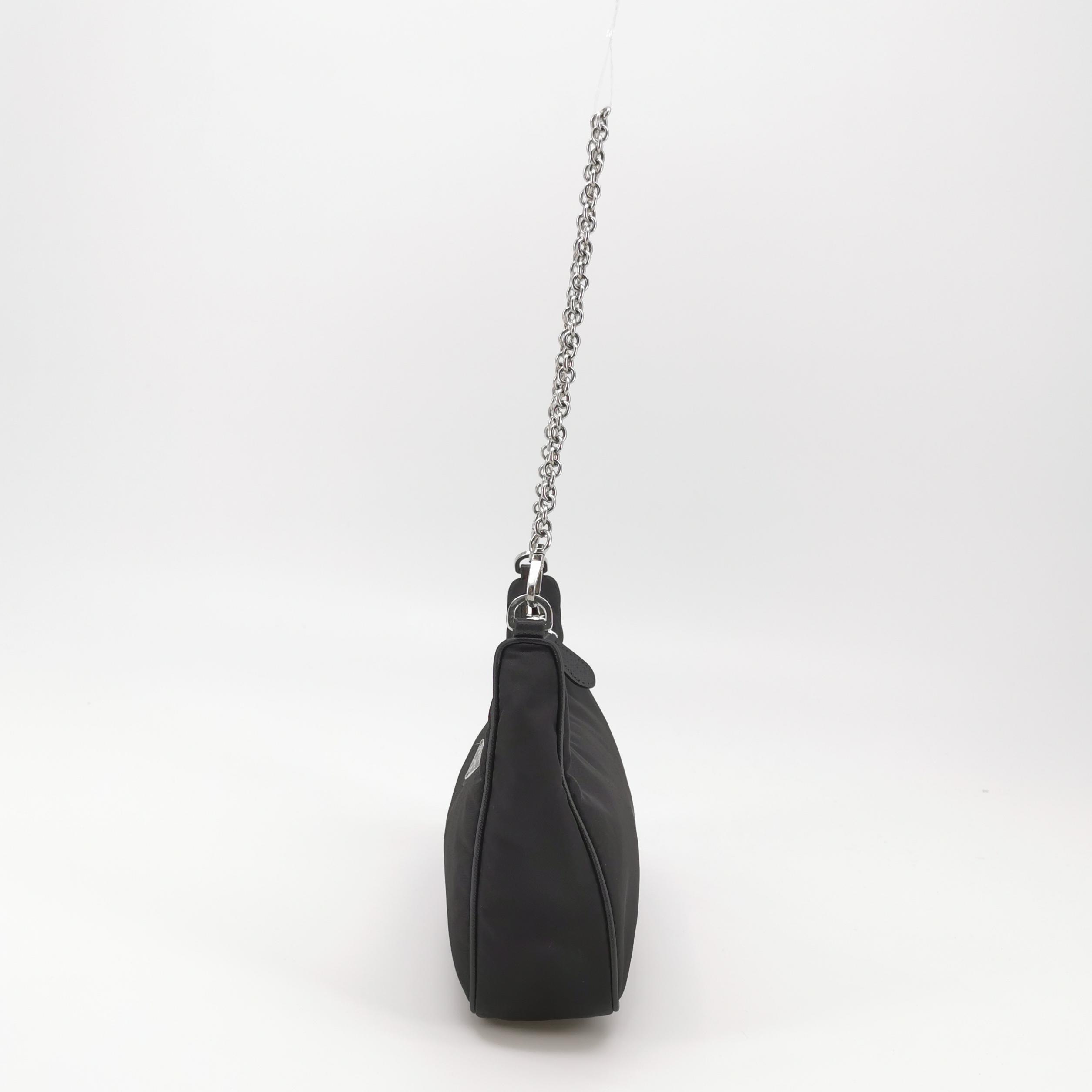 Prada Re-Edition 2005 Shoulder Bag Tessuto Small — photo 3 of 19