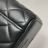 Chanel Classic Top Handle Vanity Case with Chain Quilted Lambskin Small — thumbnail 10
