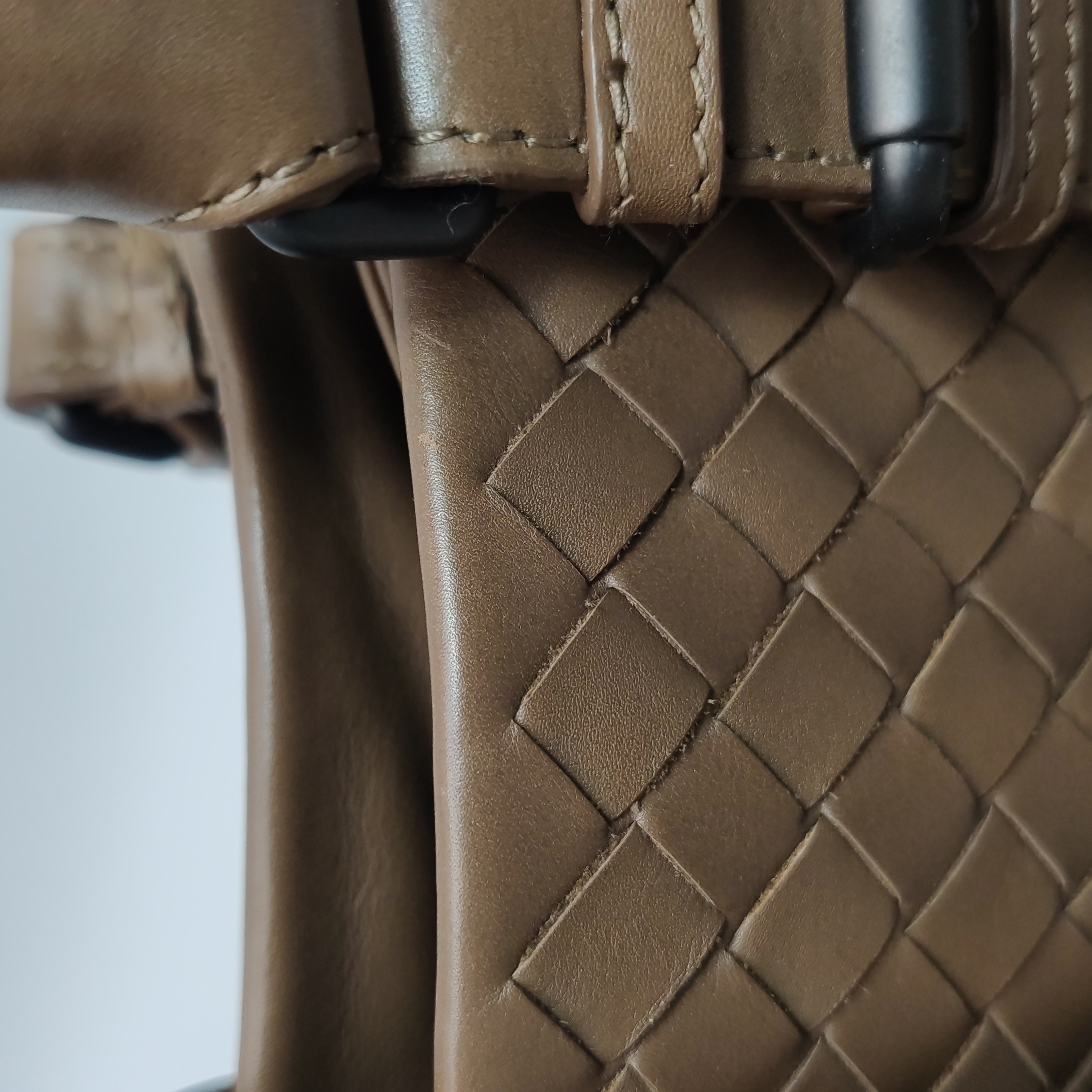 Bottega Veneta Roma Bag Intrecciato Nappa Large — photo 22 of 26