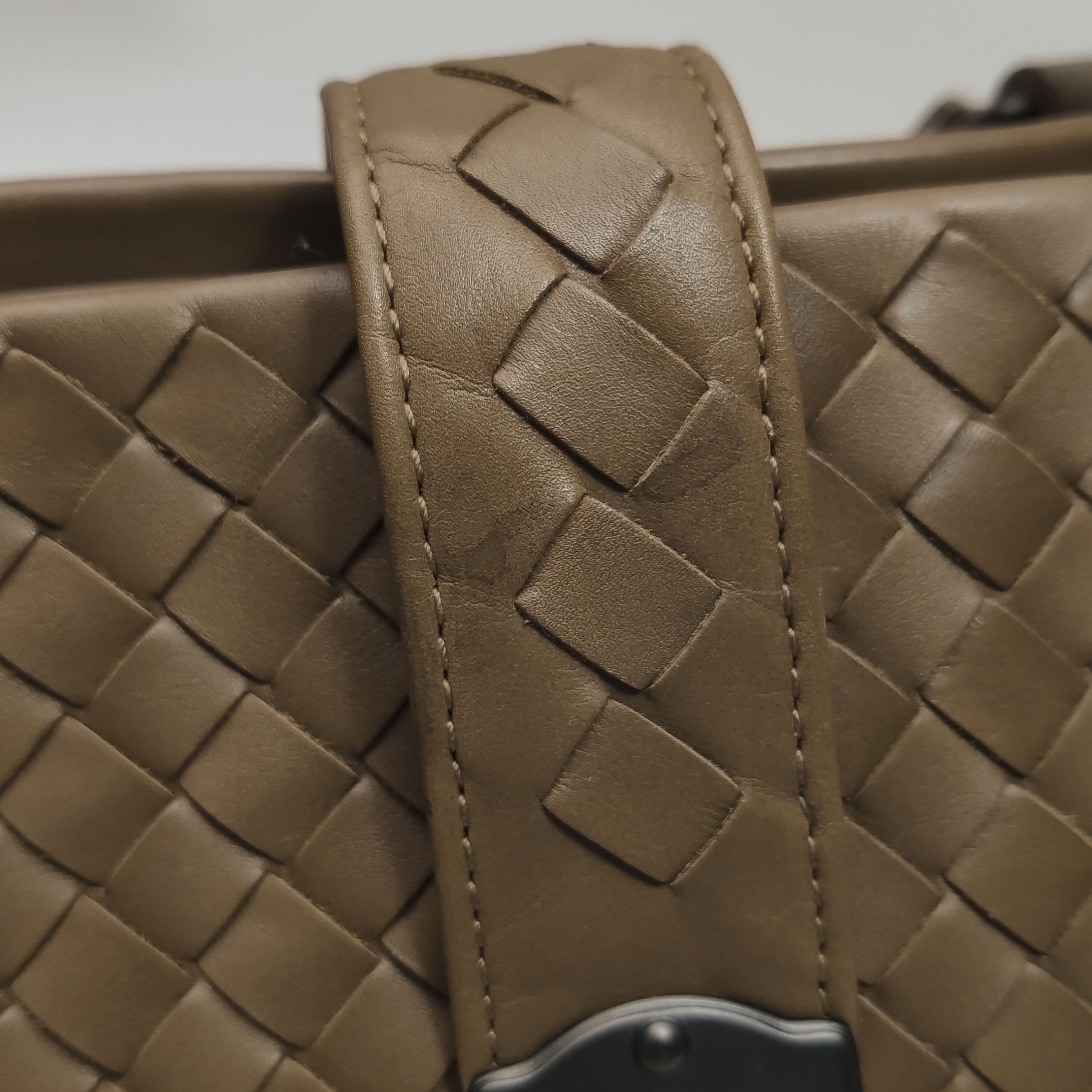 Bottega Veneta Roma Bag Intrecciato Nappa Large — photo 20 of 26