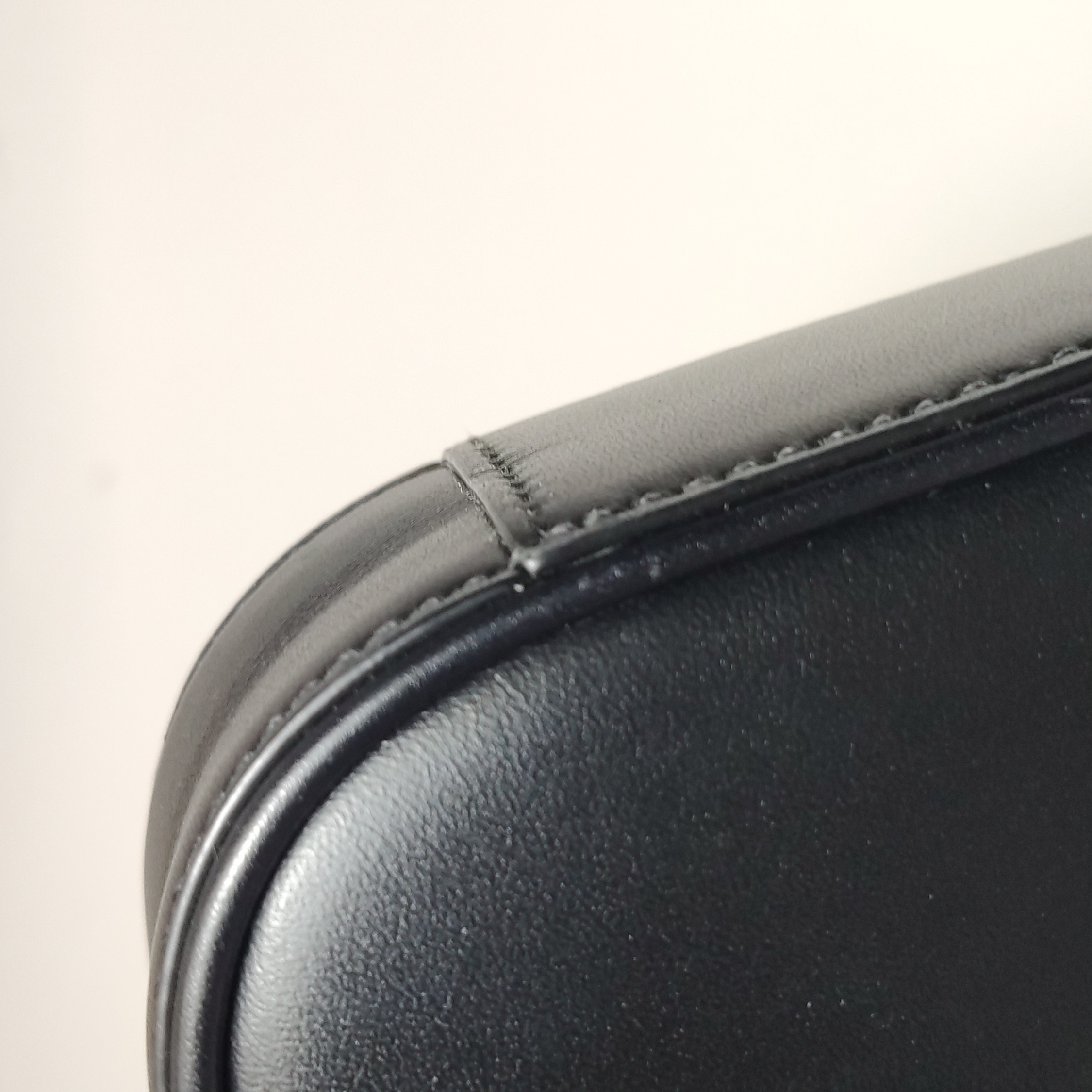 Saint Laurent Le 5 a 7 Hobo Leather Mini