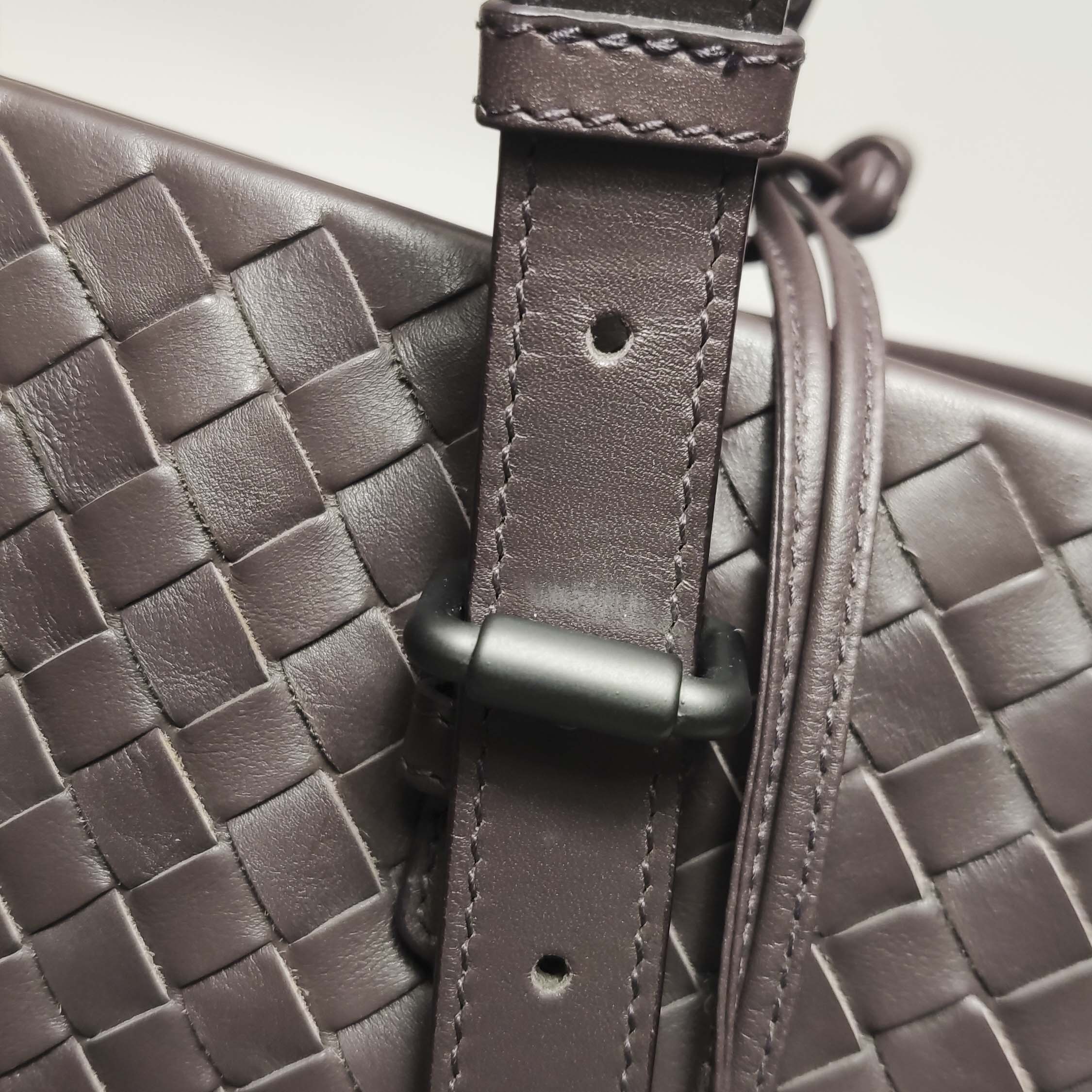 Bottega Veneta Roma Bag Intrecciato Nappa Large — photo 23 of 24