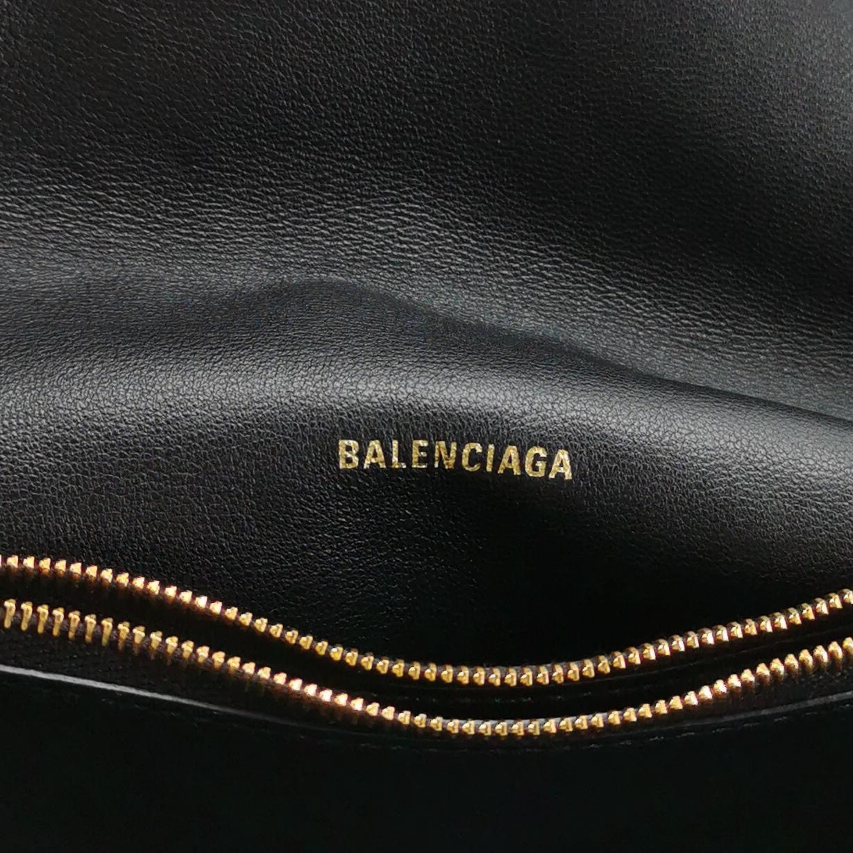 Balenciaga Crush Chain Flap Bag Leather Medium — photo 8 of 19