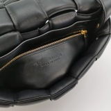 Bottega Veneta Cassette Crossbody Bag Padded Maxi Intrecciato Leather — thumbnail 9
