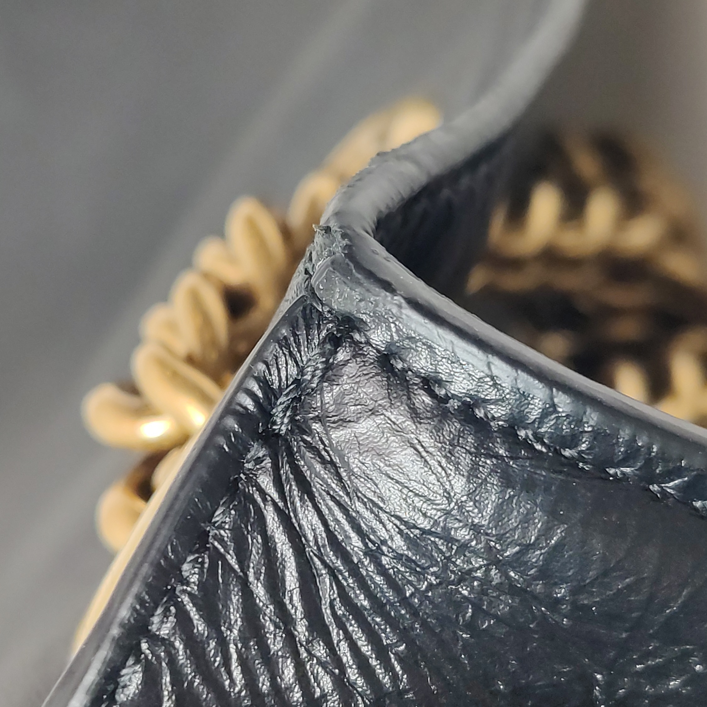 Balenciaga Crush Chain Flap Bag Leather Medium — photo 17 of 19
