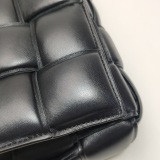 Bottega Veneta Cassette Crossbody Bag Padded Maxi Intrecciato Leather — thumbnail 18