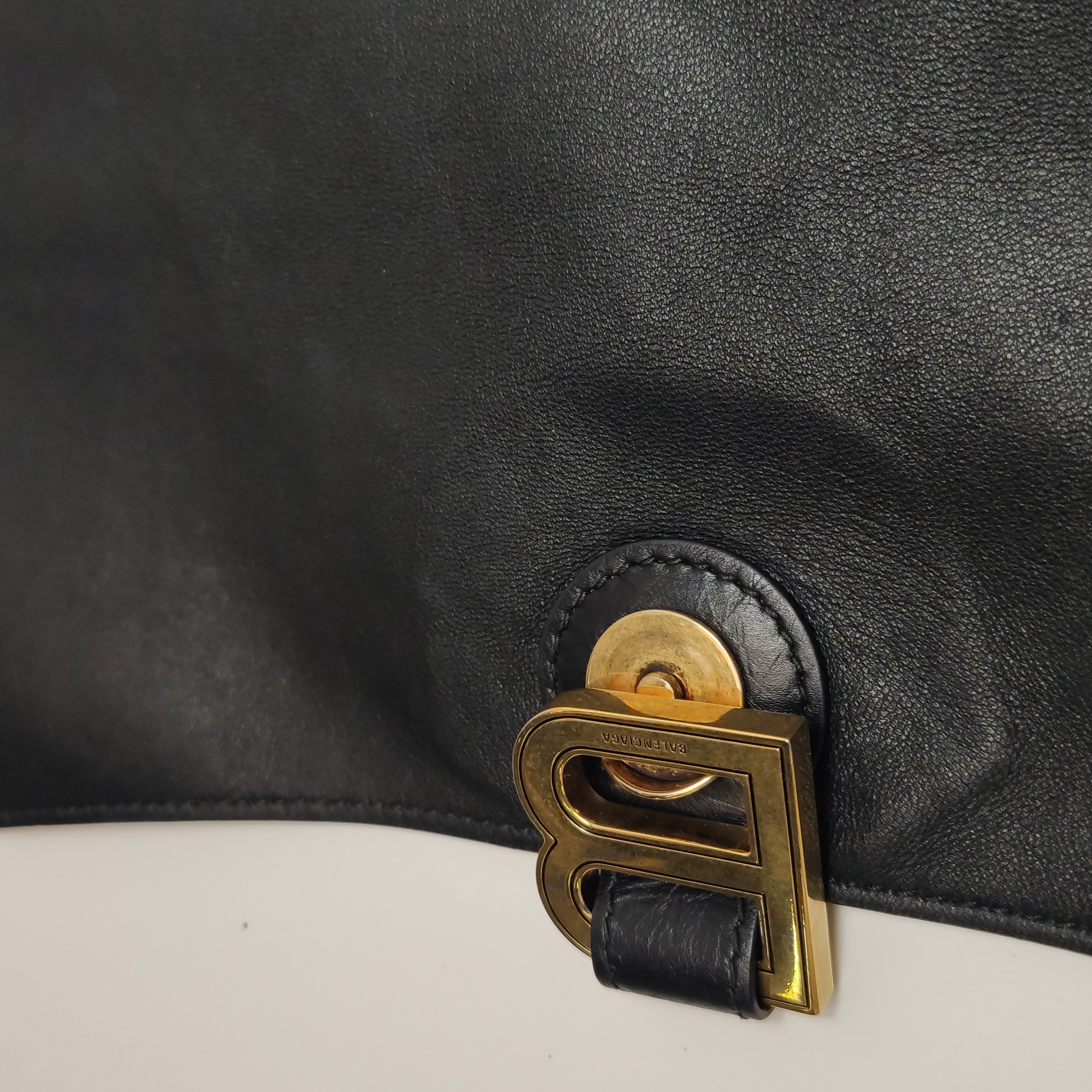 Balenciaga Crush Chain Flap Bag Leather Medium — photo 10 of 19