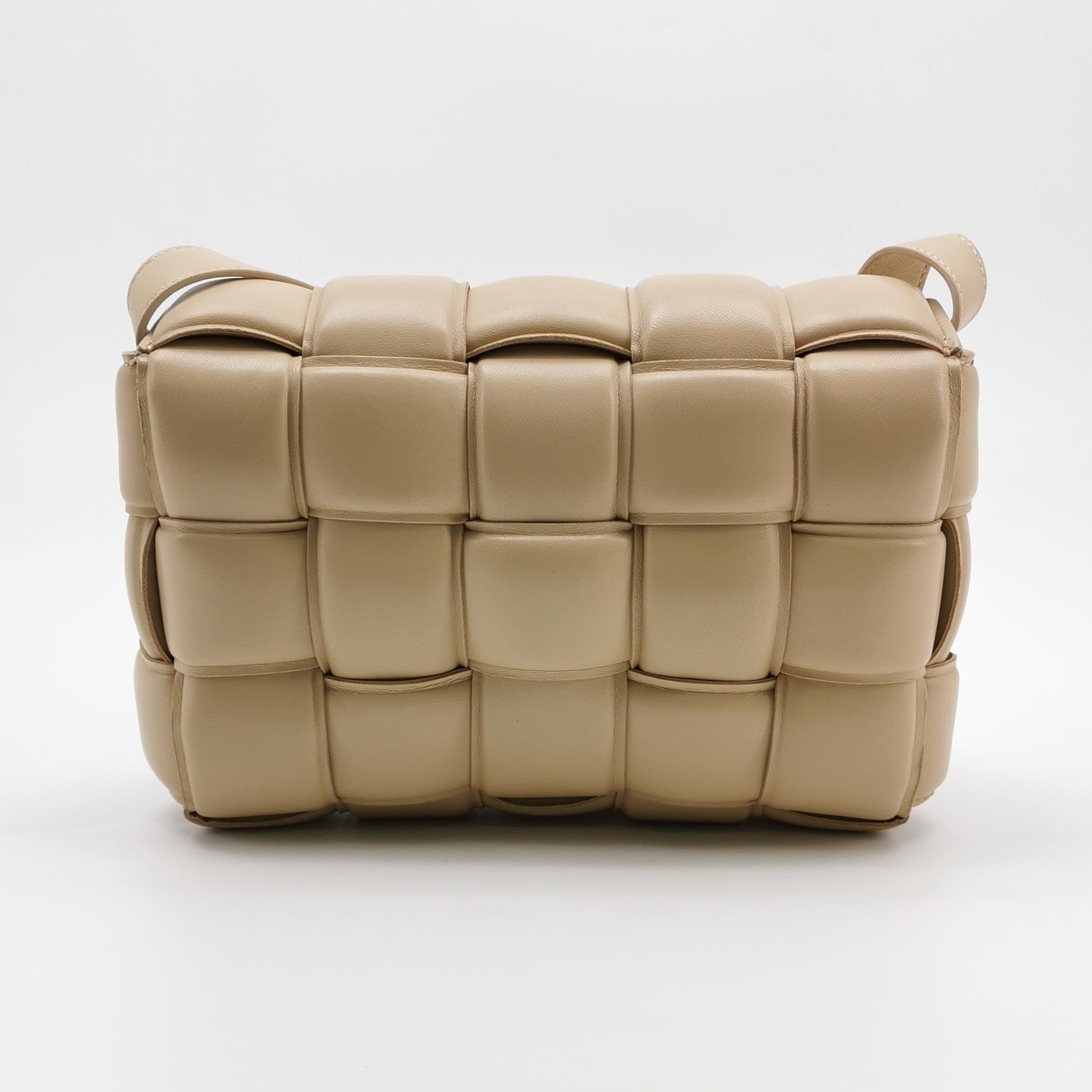 Bottega Veneta Cassette Crossbody Bag Padded Maxi Intrecciato Leather — photo 5 of 19
