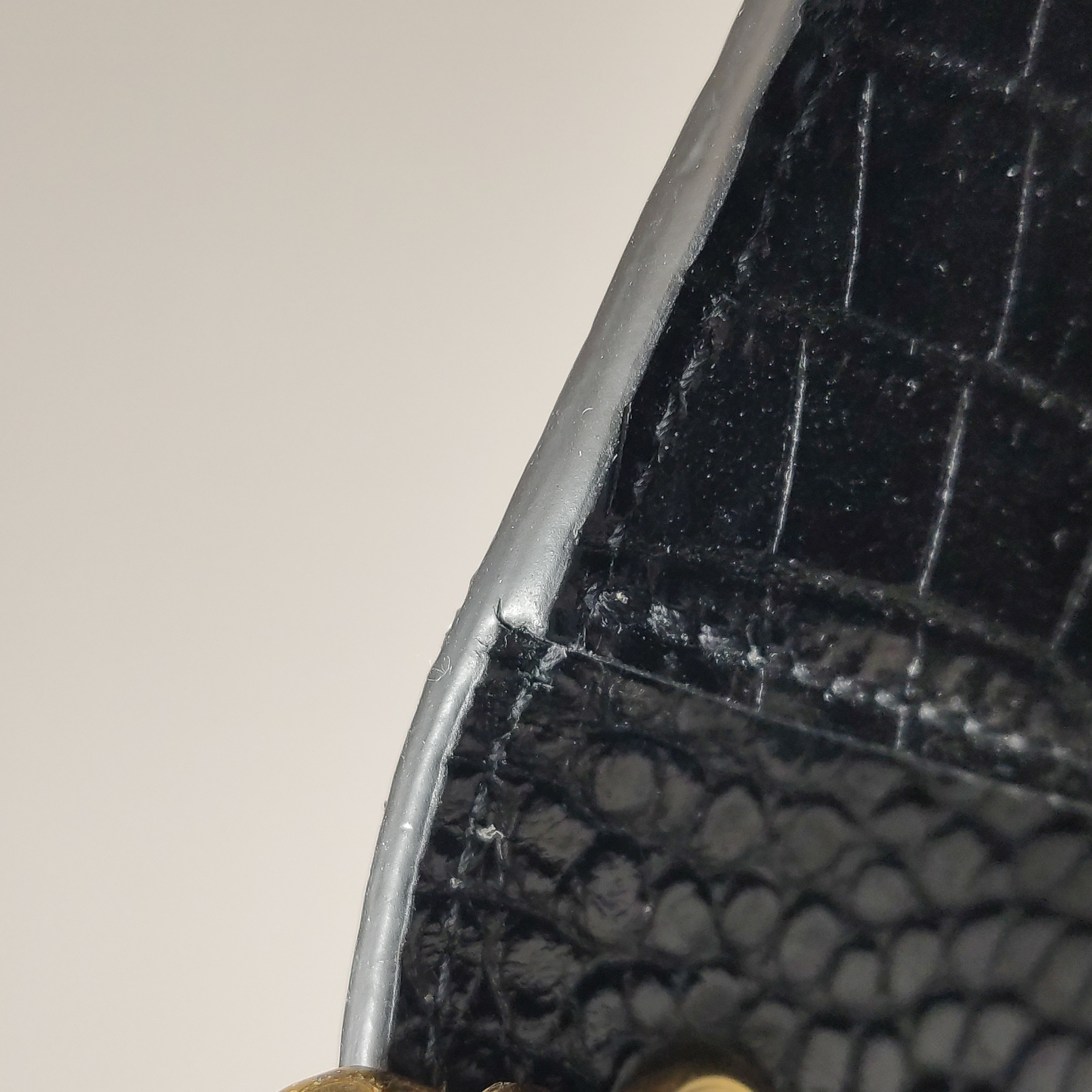 Saint Laurent Kate Tassel Crossbody Bag Crocodile Embossed Leather Medium — photo 18 of 18