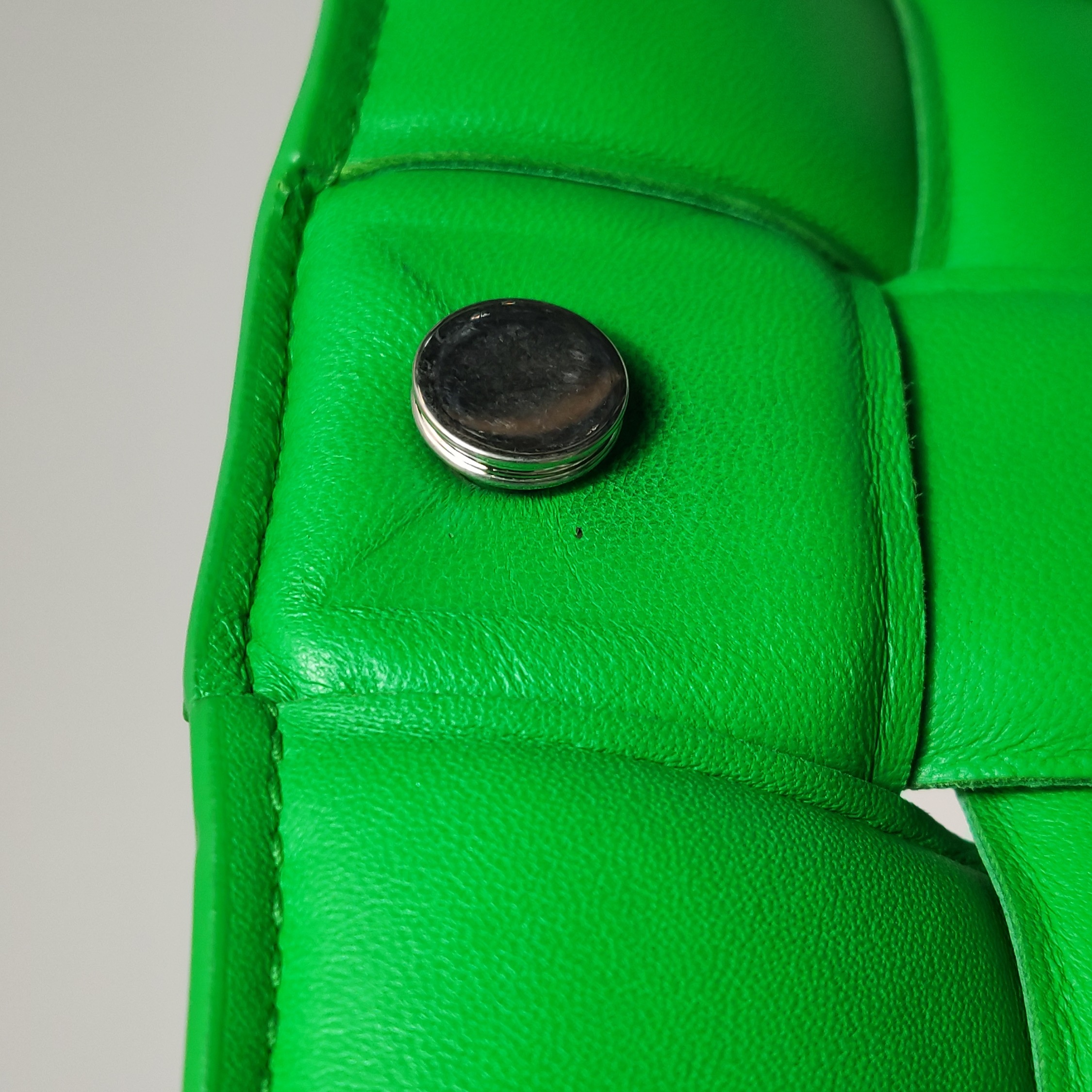 Bottega Veneta Cassette Crossbody Bag Padded Maxi Intrecciato Leather — photo 13 of 25