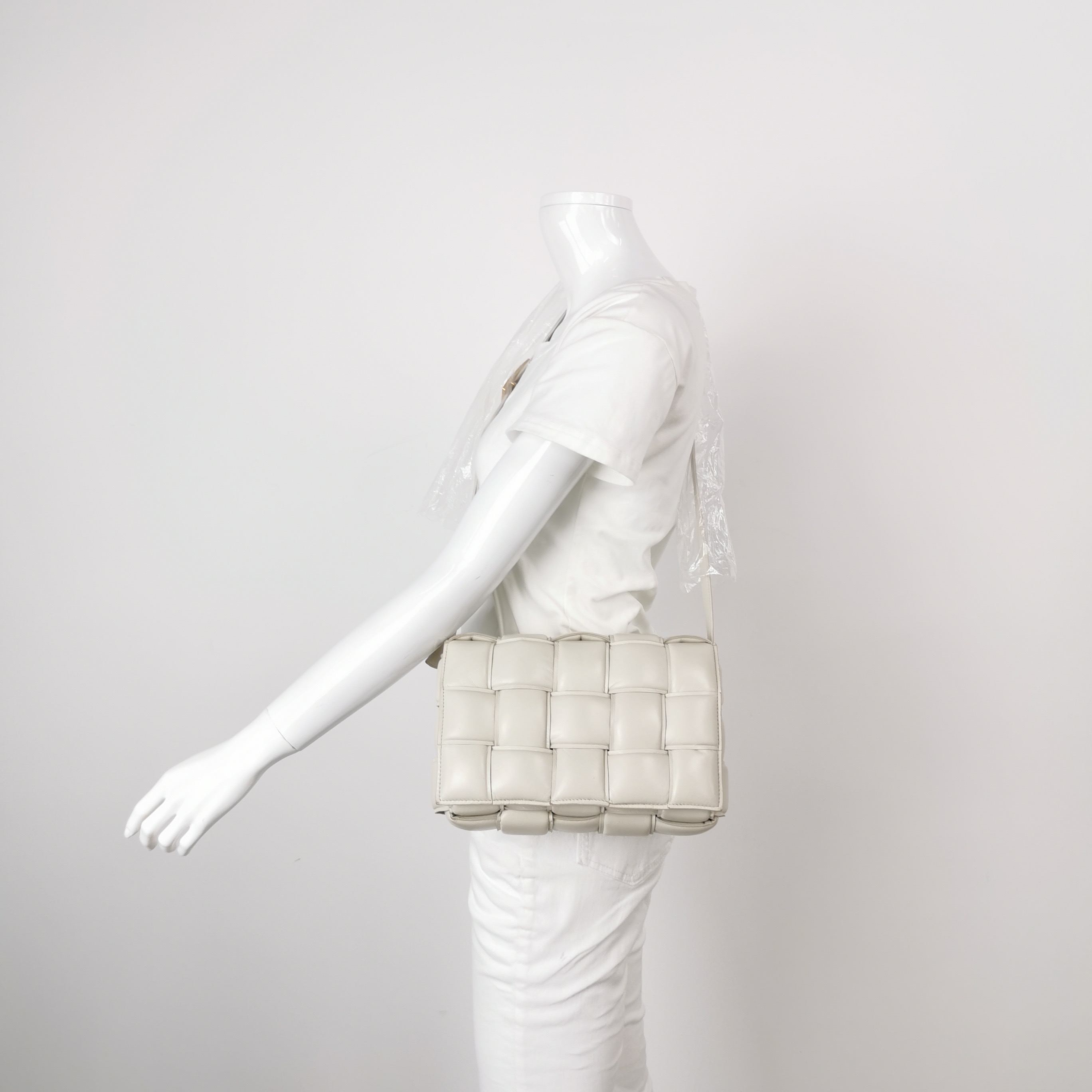 Bottega Veneta Cassette Crossbody Bag Padded Maxi Intrecciato Leather — alternate view