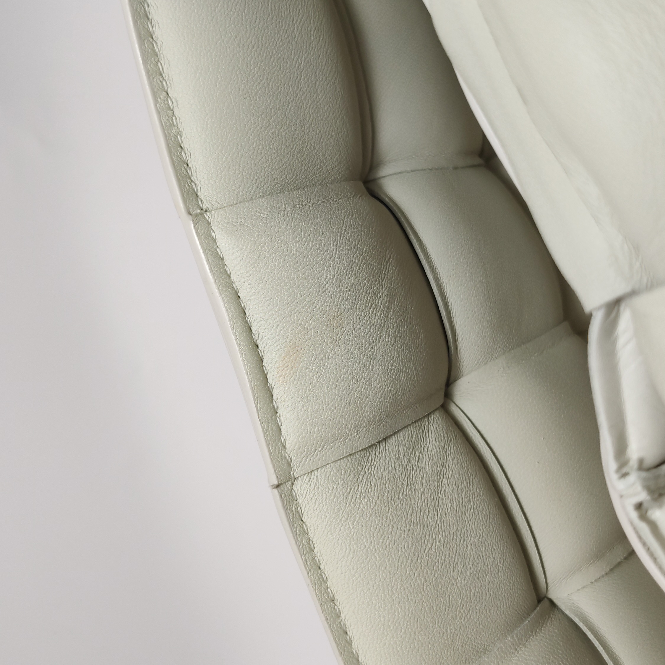 Bottega Veneta Cassette Crossbody Bag Padded Maxi Intrecciato Leather — photo 25 of 25