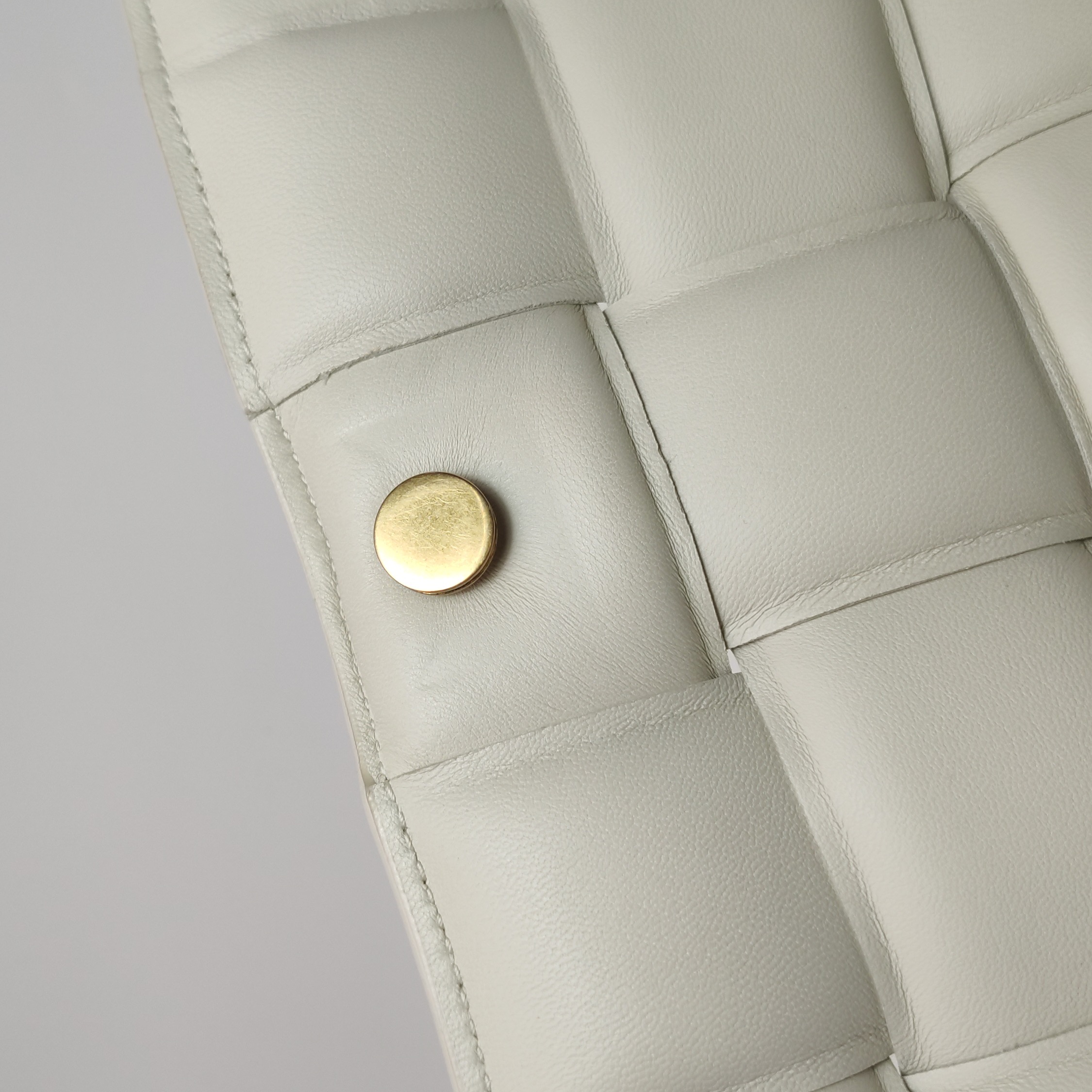 Bottega Veneta Cassette Crossbody Bag Padded Maxi Intrecciato Leather — photo 14 of 25