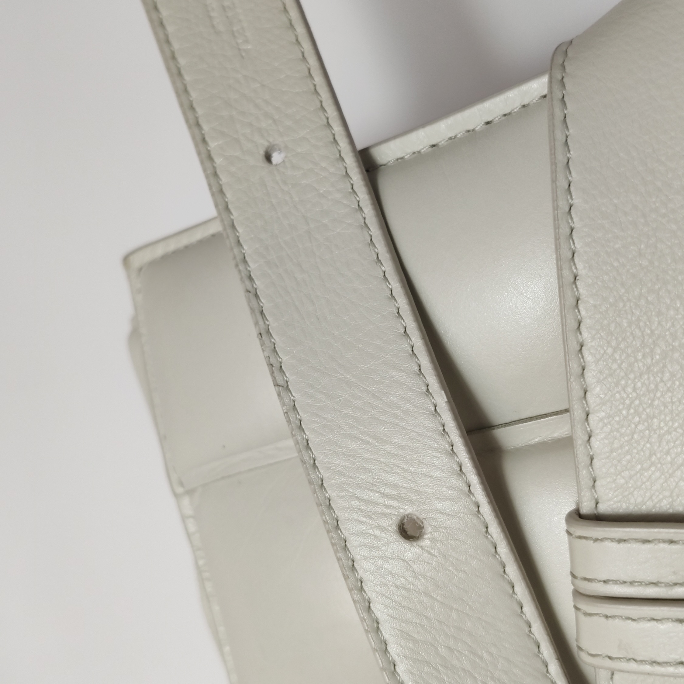 Bottega Veneta Cassette Crossbody Bag Padded Maxi Intrecciato Leather — photo 21 of 25